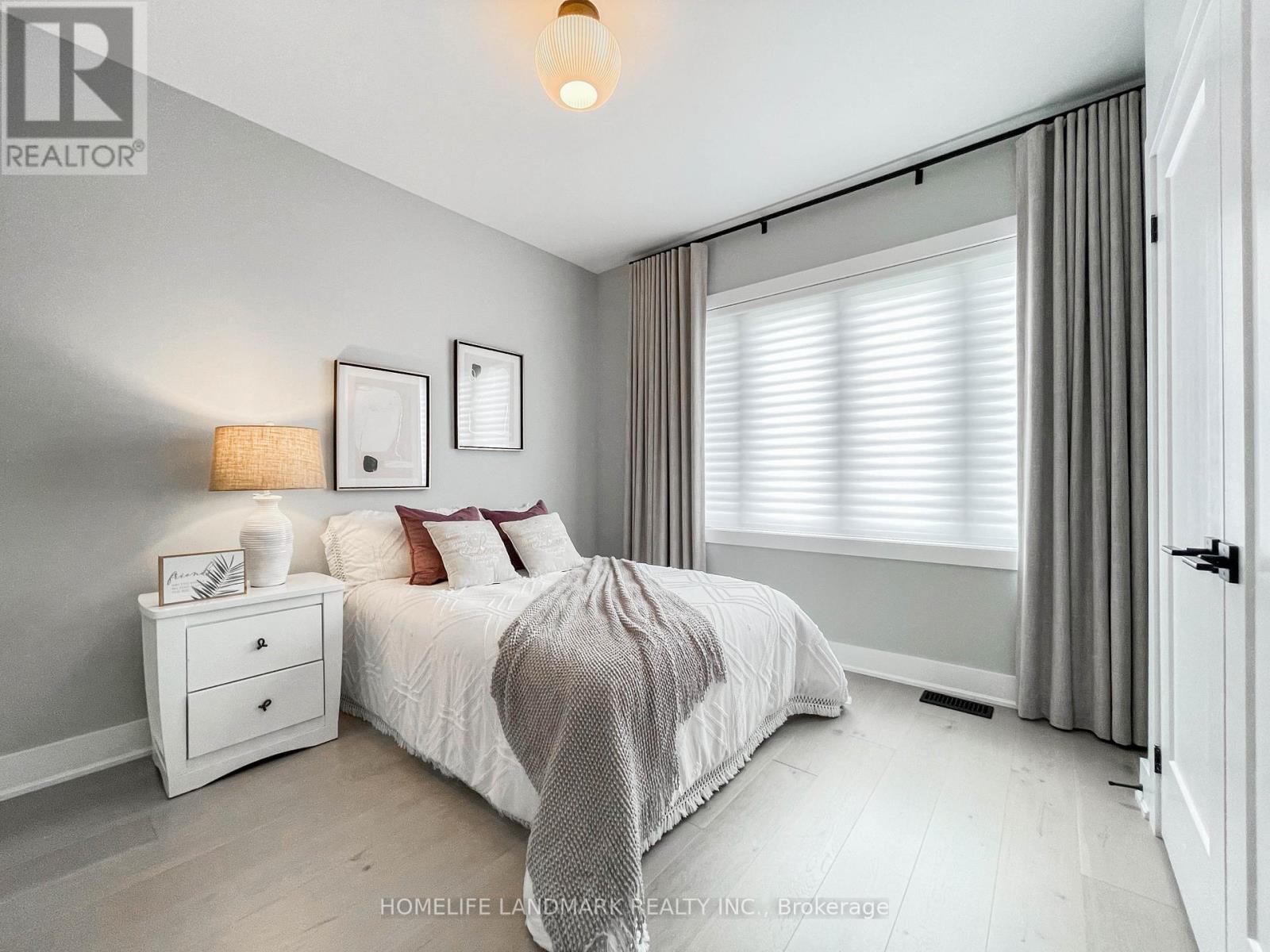 5 Parkstone Road, Markham, Ontario  L6C 3K2 - Photo 17 - N12538832