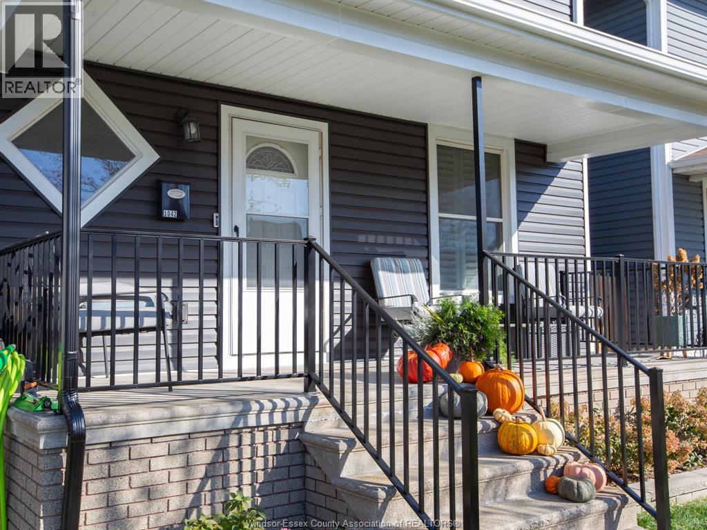 1042 Moy Avenue, Windsor, Ontario  N9A 2P3 - Photo 4 - 25028687