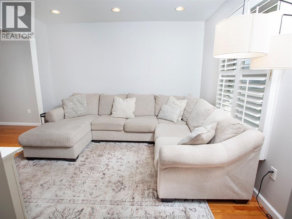 1042 Moy Avenue, Windsor, Ontario  N9A 2P3 - Photo 6 - 25028687