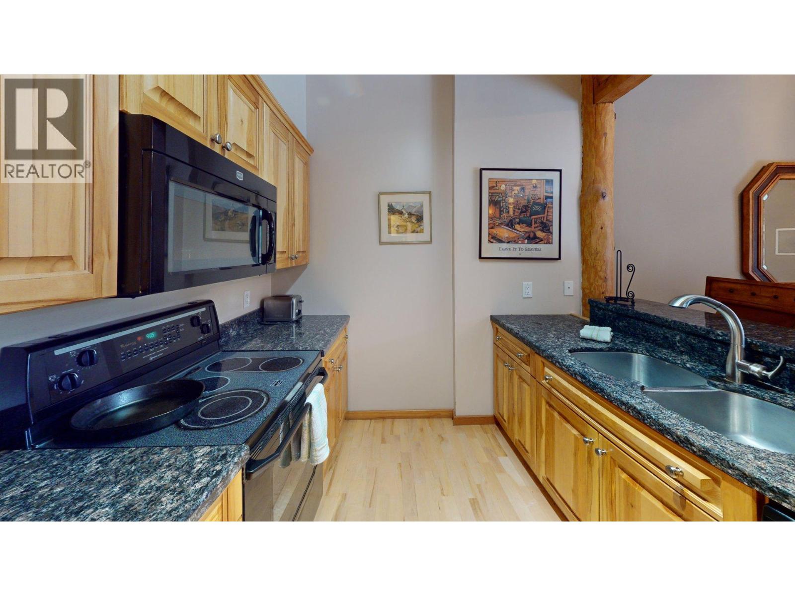 4430 Red Mountain Road Unit# 4, Rossland, British Columbia  V0G 1Y0 - Photo 12 - 10353305