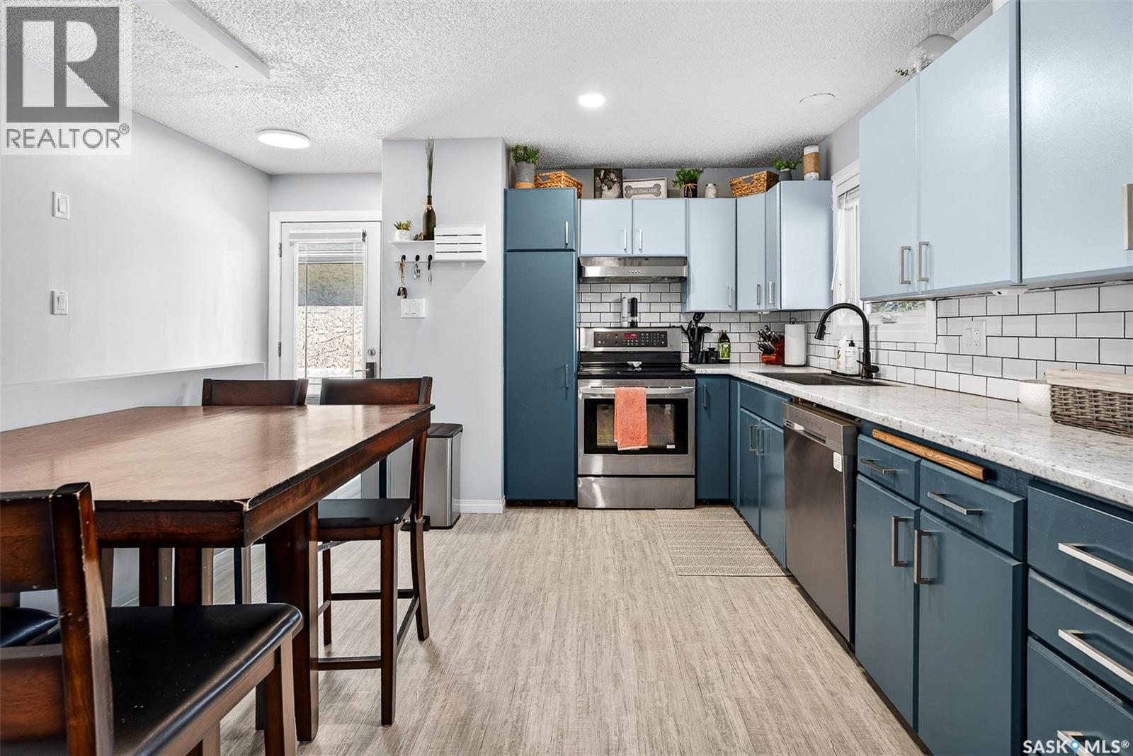 1419 Glendale Street, Moose Jaw, Saskatchewan  S6H 6Z1 - Photo 9 - SK023873