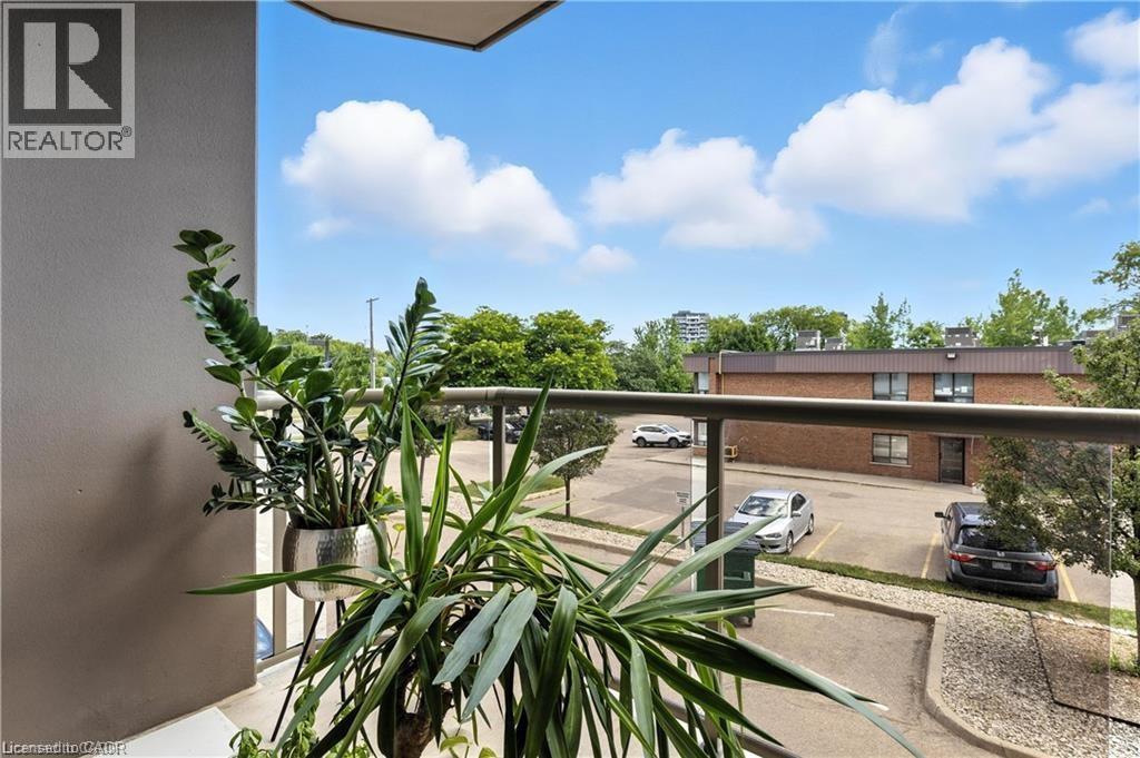 539 Belmont Avenue W Unit# 210, Kitchener, Ontario  N2M 0A2 - Photo 12 - 40779182