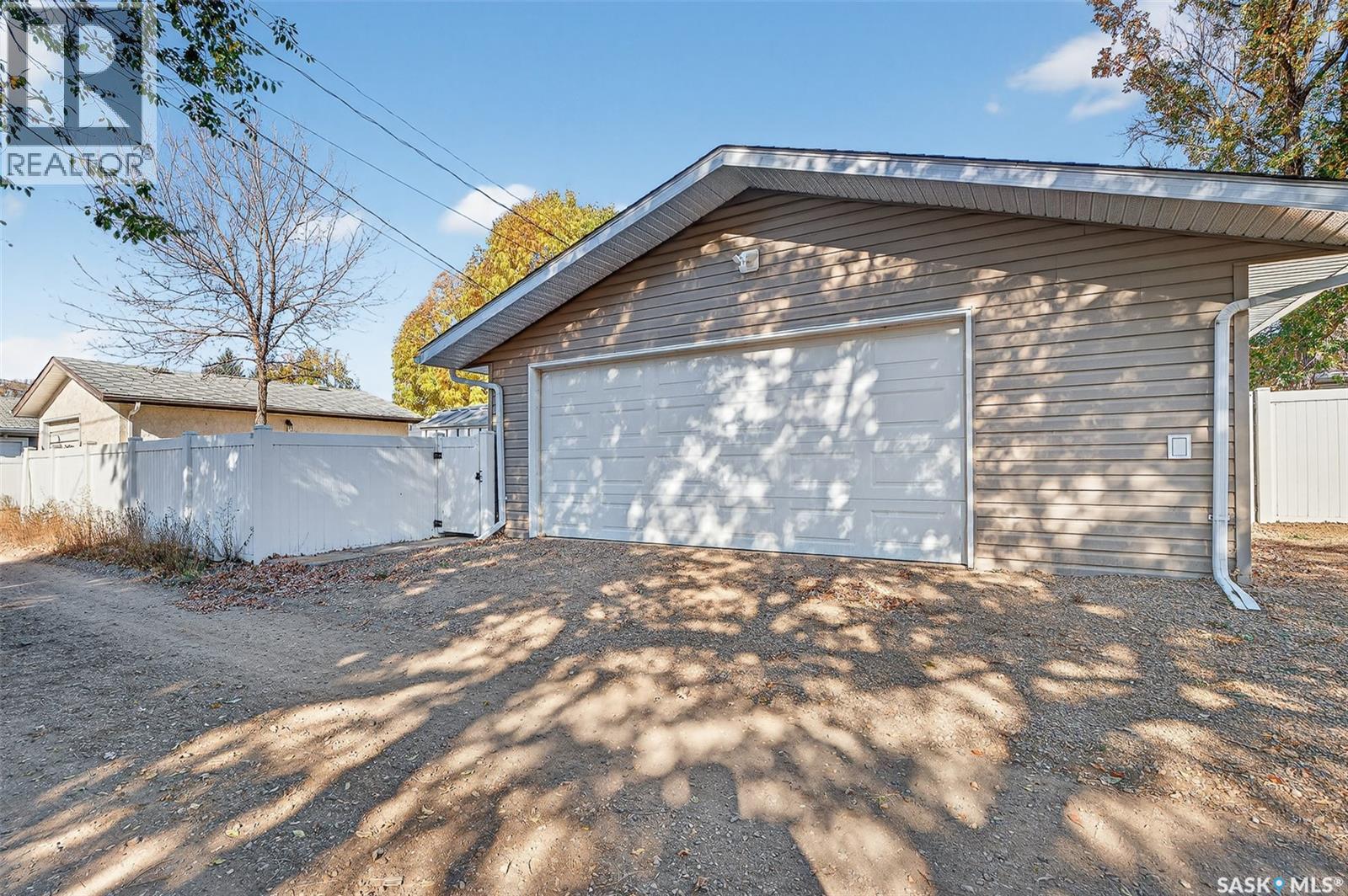 1419 Glendale Street, Moose Jaw, Saskatchewan  S6H 6Z1 - Photo 32 - SK023873