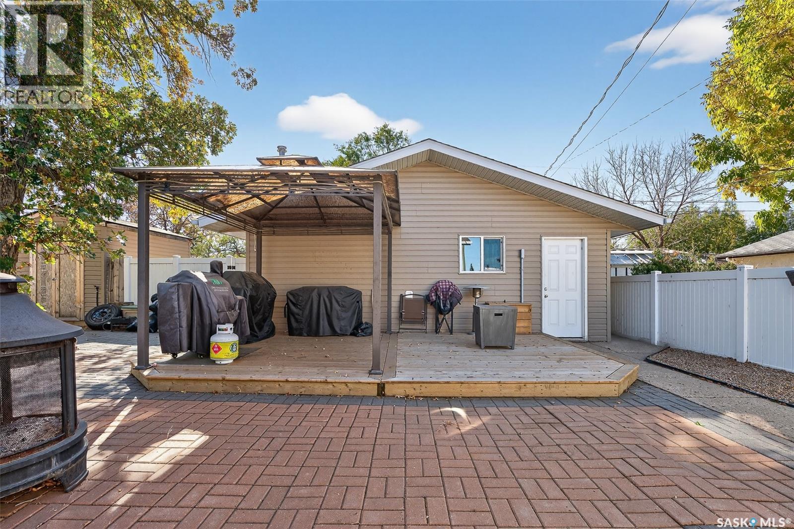 1419 Glendale Street, Moose Jaw, Saskatchewan  S6H 6Z1 - Photo 30 - SK023873