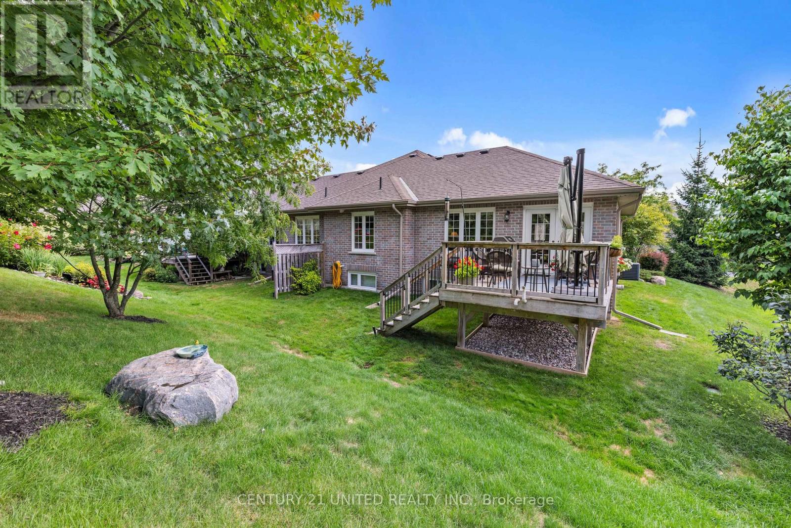 160 - 301 Carnegie Avenue, Peterborough, Ontario K9L 0E9 - Photo 17 - X12538860