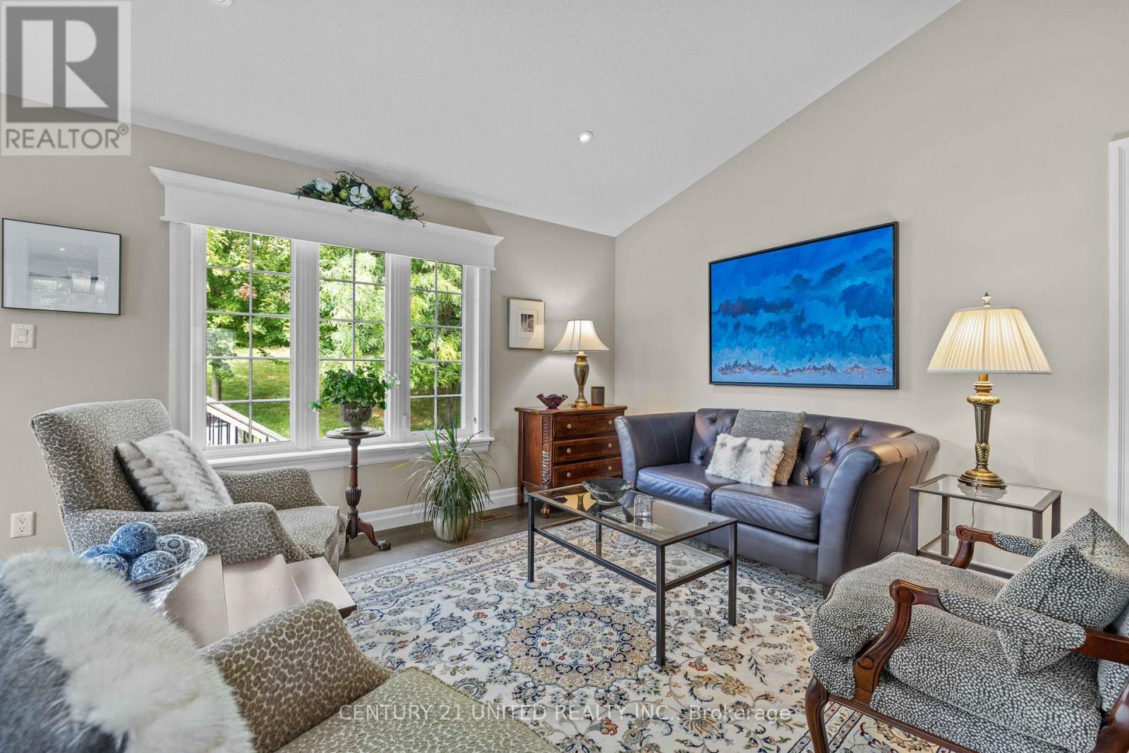 160 - 301 Carnegie Avenue, Peterborough, Ontario K9L 0E9 - Photo 6 - X12538860