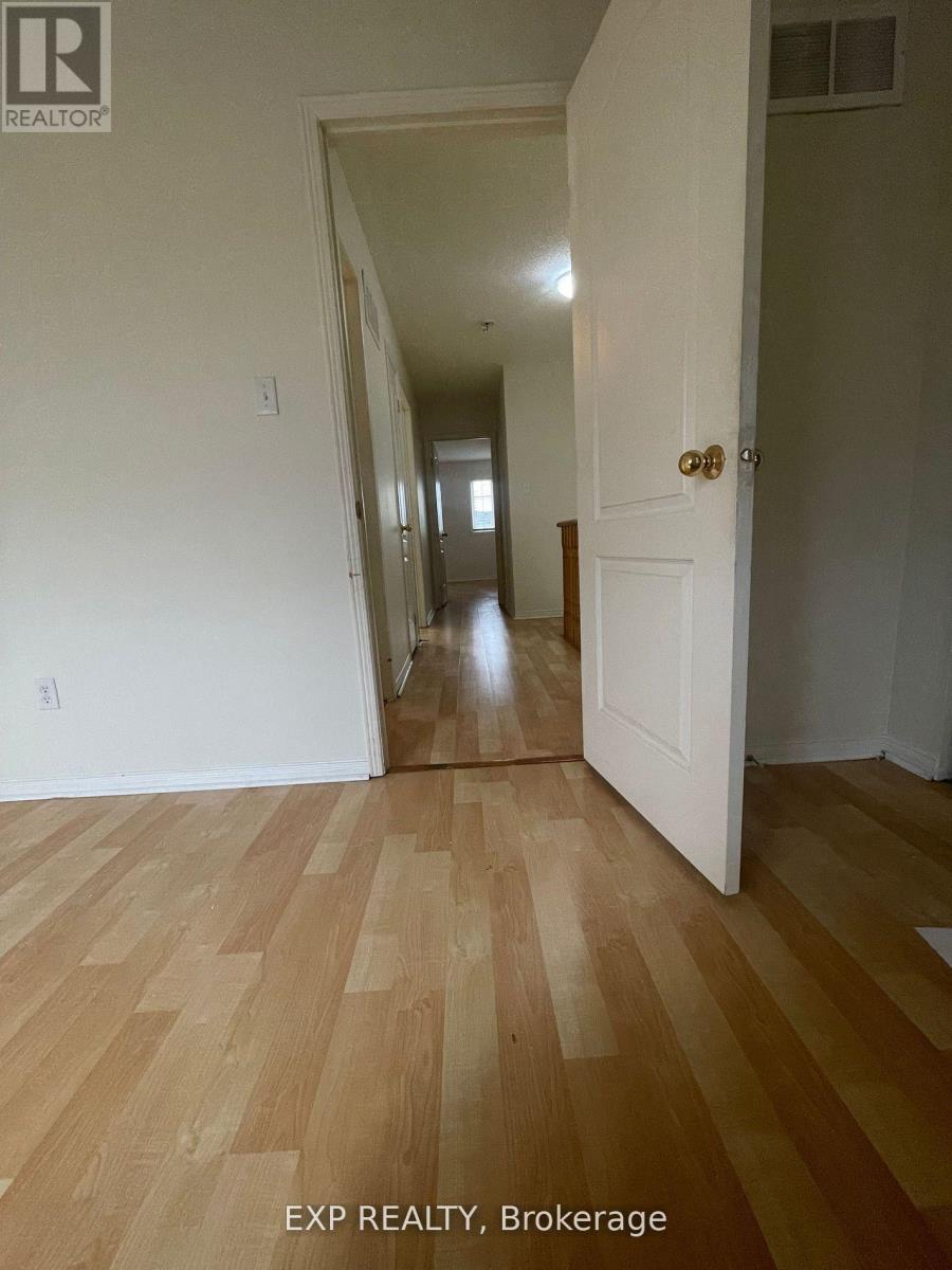 28 Wicklow Road, Brampton, Ontario  L6X 0J6 - Photo 10 - W12538716