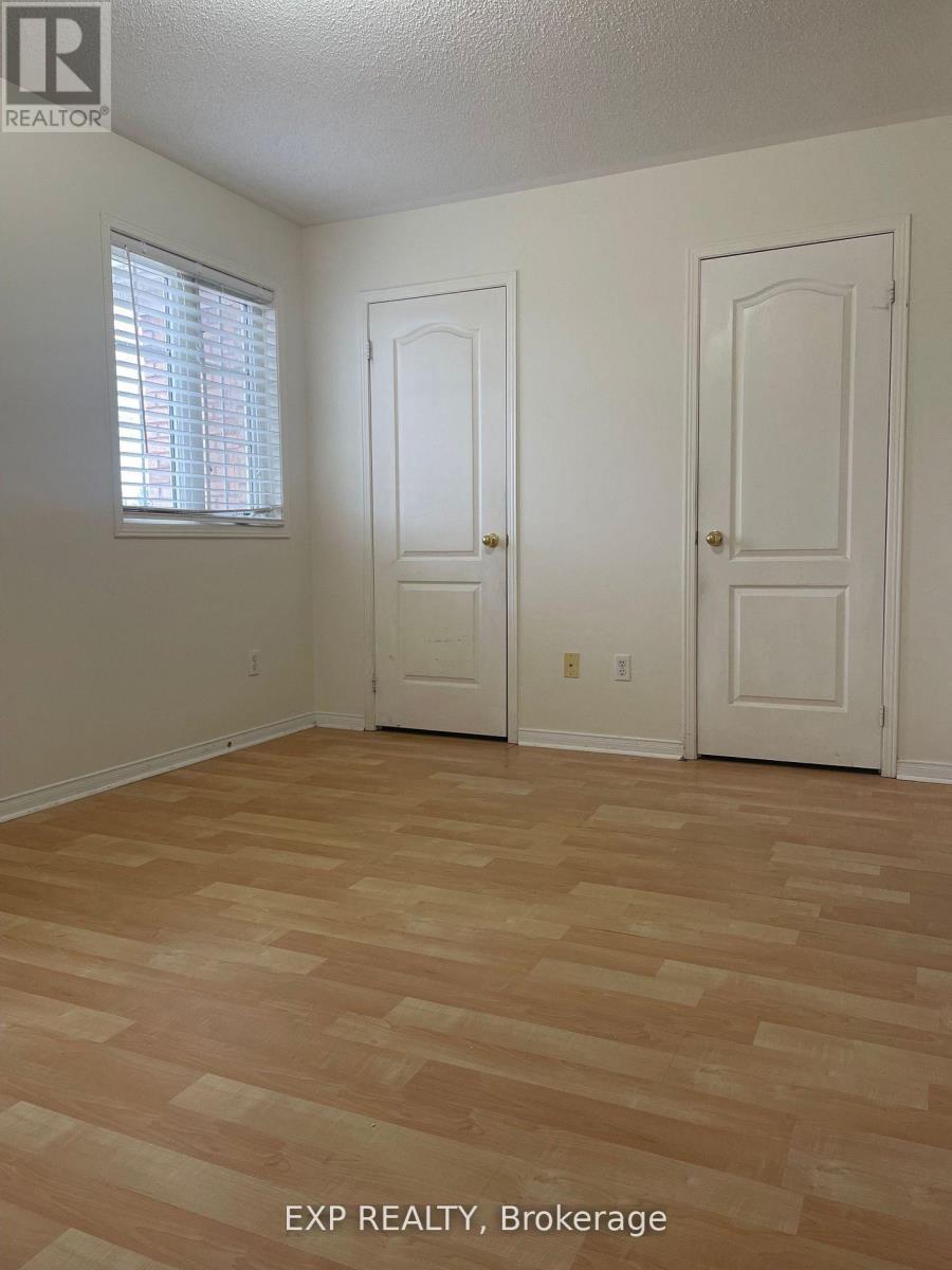 28 Wicklow Road, Brampton, Ontario  L6X 0J6 - Photo 11 - W12538716