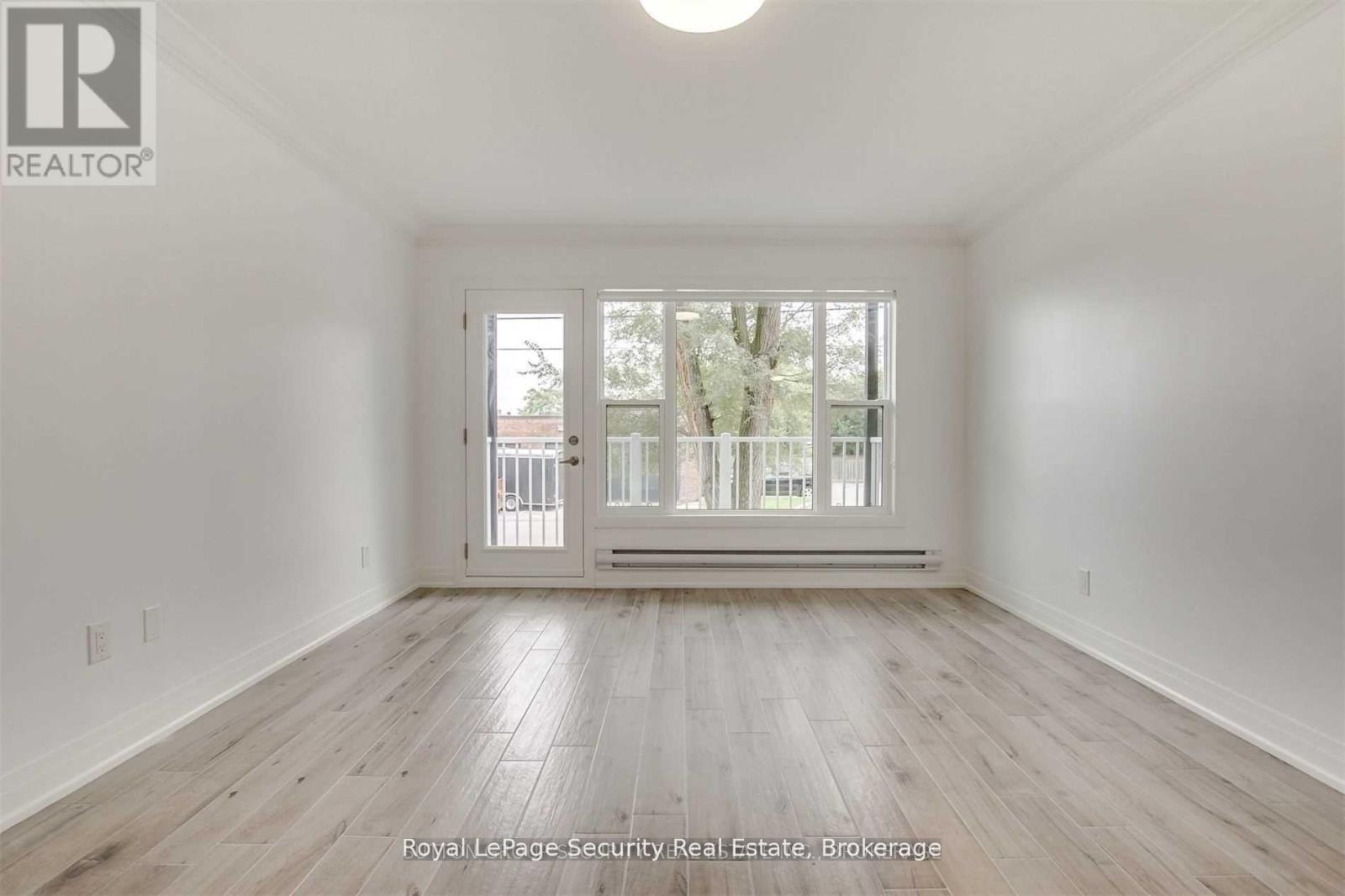 148 Portland Street, Toronto, Ontario  M8Y 1B2 - Photo 23 - W12538782