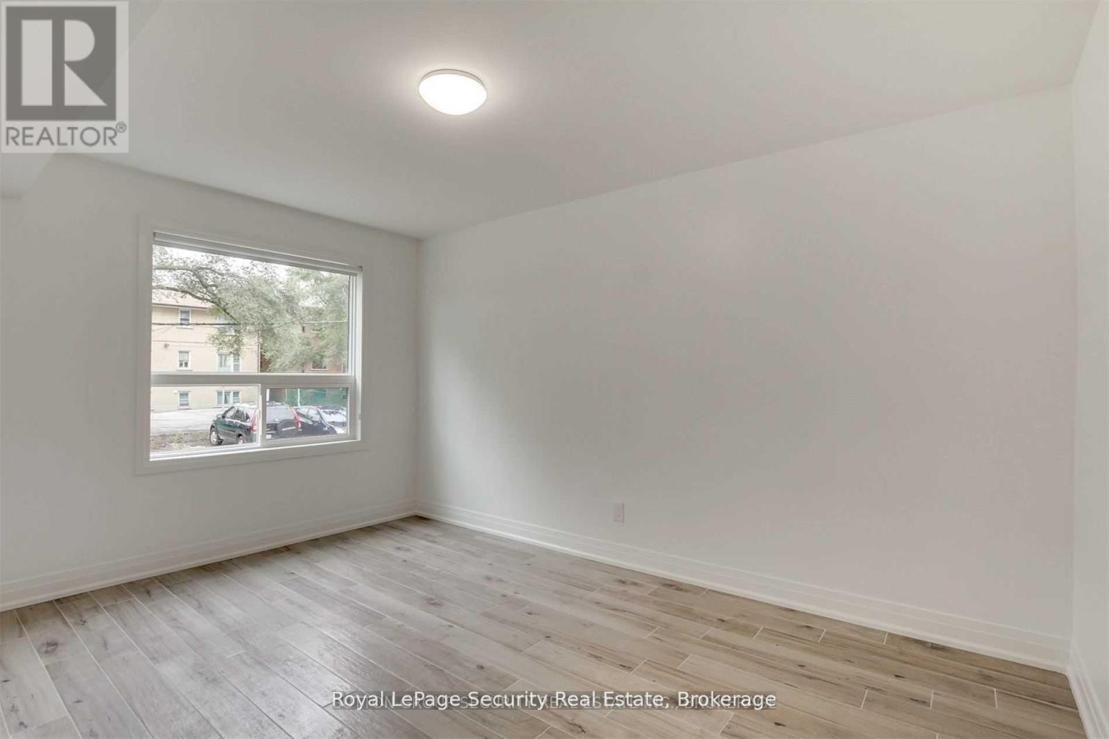 148 Portland Street, Toronto, Ontario  M8Y 1B2 - Photo 25 - W12538782