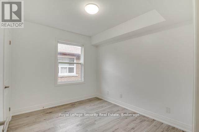 148 Portland Street, Toronto, Ontario  M8Y 1B2 - Photo 43 - W12538782