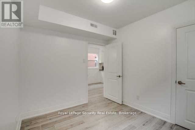 148 Portland Street, Toronto, Ontario  M8Y 1B2 - Photo 44 - W12538782