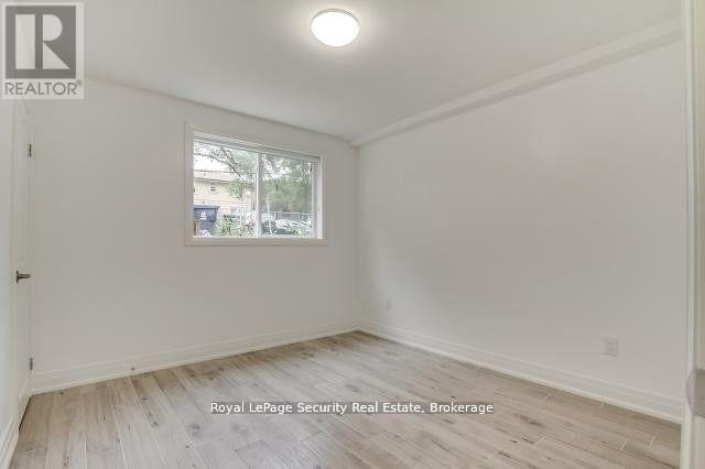 148 Portland Street, Toronto, Ontario  M8Y 1B2 - Photo 6 - W12538782