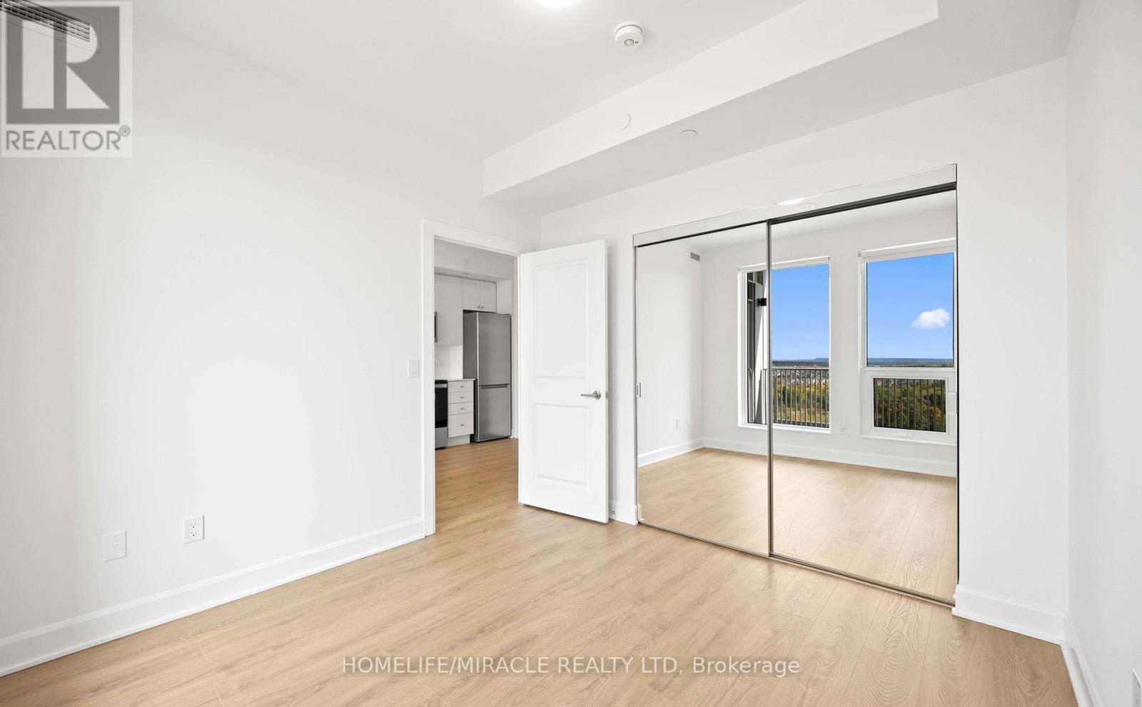 1108 - 3240 William Coltson Avenue, Oakville, Ontario  L6H 8C8 - Photo 30 - W12538834