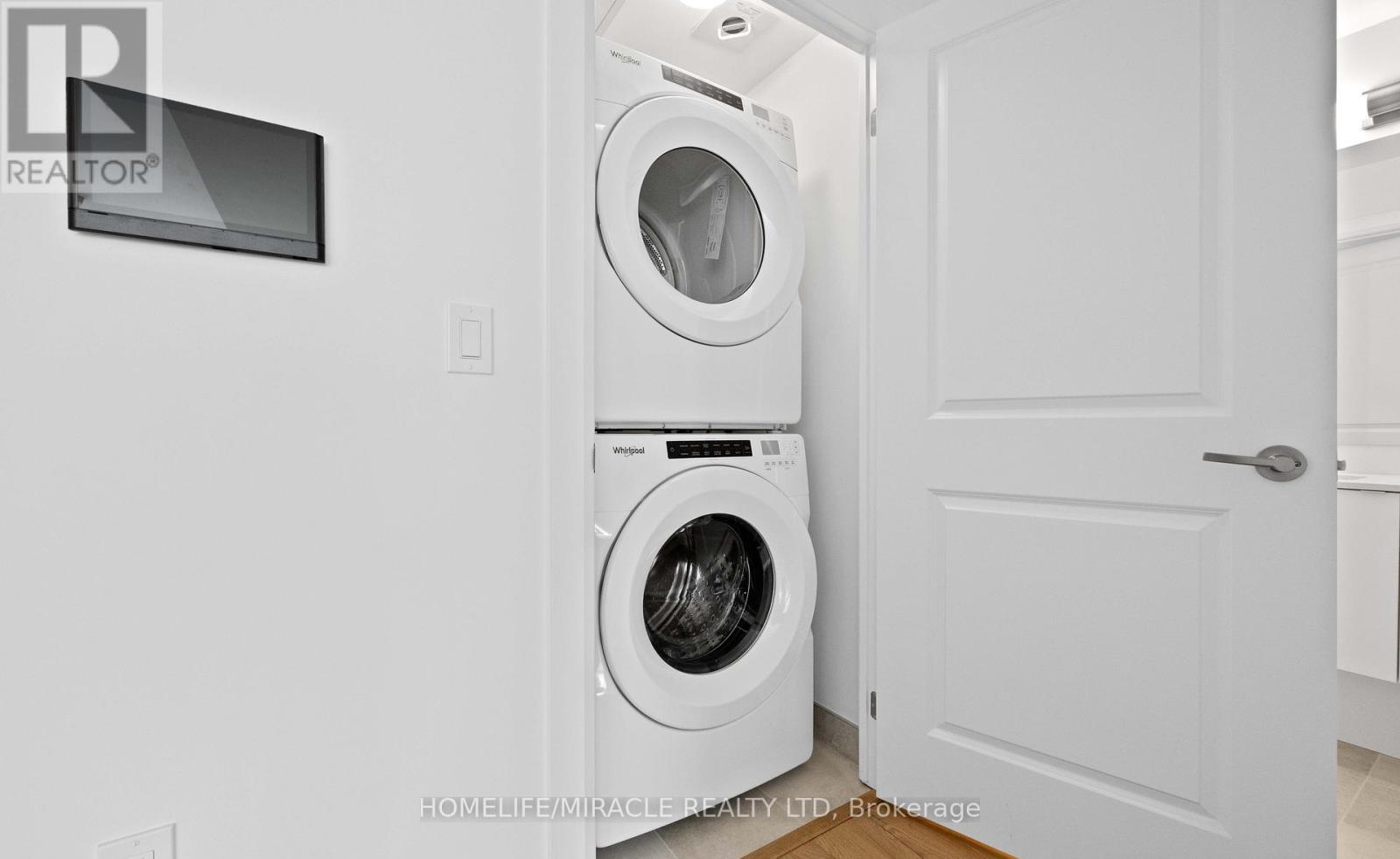 1108 - 3240 William Coltson Avenue, Oakville, Ontario  L6H 8C8 - Photo 38 - W12538834