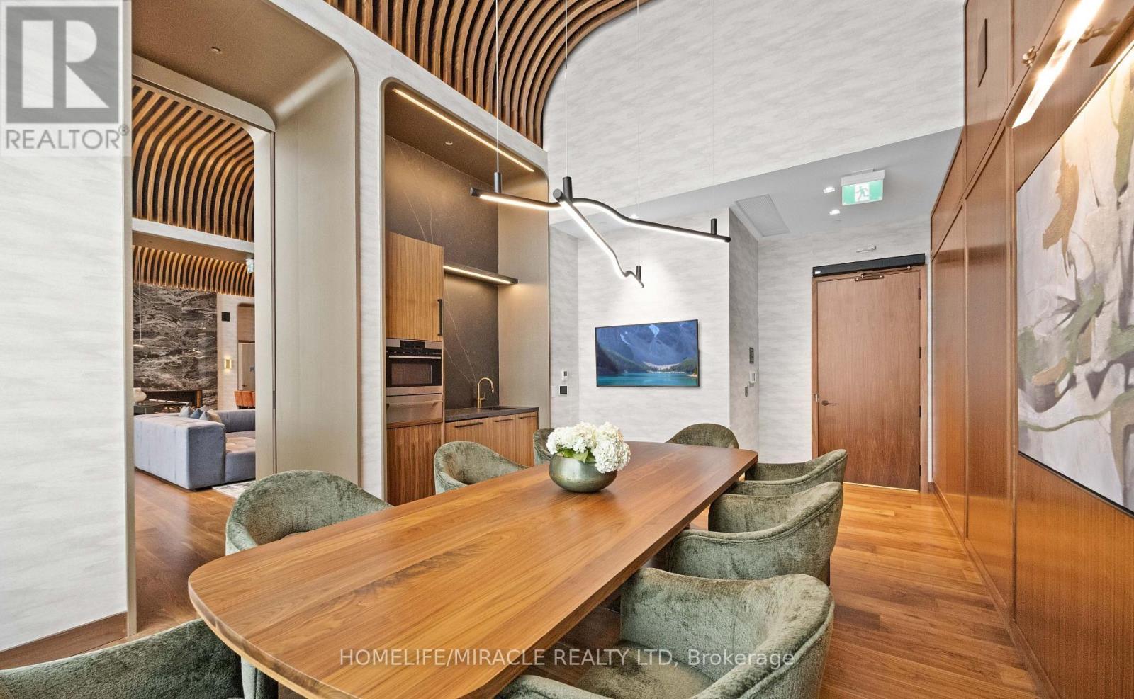 1108 - 3240 William Coltson Avenue, Oakville, Ontario  L6H 8C8 - Photo 6 - W12538834