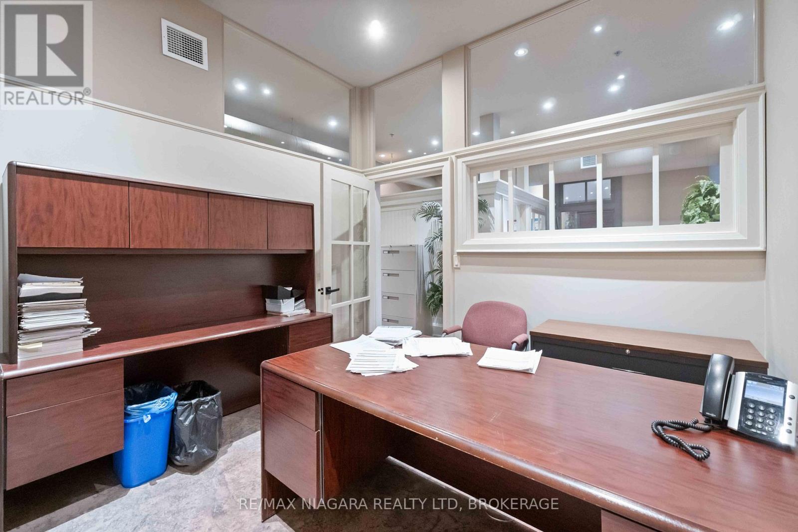 3 - 271 Merritt Street, St. Catharines, Ontario L2T 1K1 - Photo 22 - X12538868