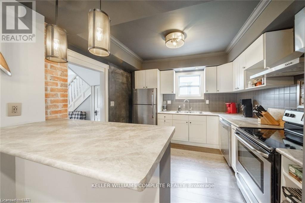 29 Bertie Street, Fort Erie, Ontario  L2A 1X8 - Photo 11 - X12538872