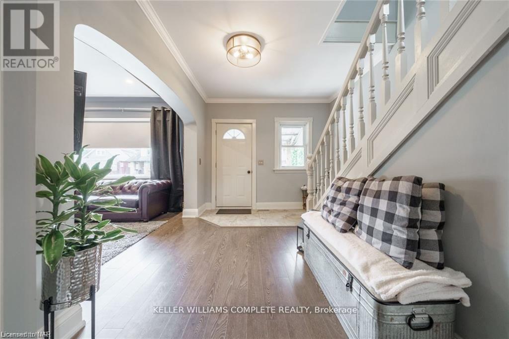 29 Bertie Street, Fort Erie, Ontario  L2A 1X8 - Photo 2 - X12538872