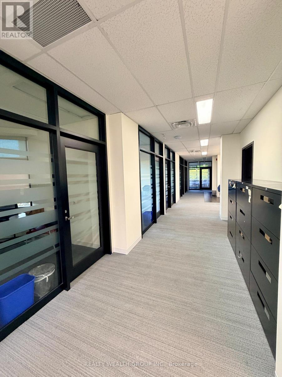 401 - 250 Dundas Street W, Toronto, Ontario  M5T 2Z5 - Photo 8 - C12536082