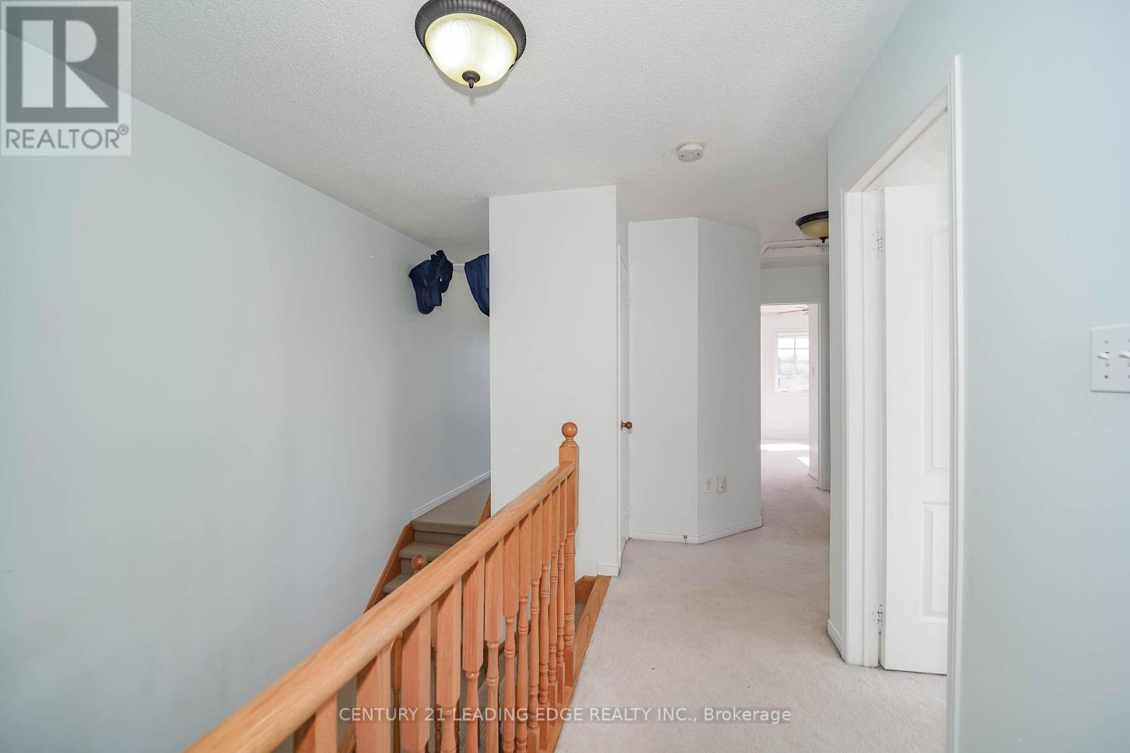 2 Oglevie Drive, Whitby, Ontario L1R 2Y4 - Photo 34 - E12538770