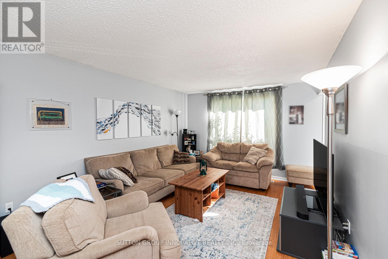 128 Moxley Drive, Hamilton, Ontario  L8T 4R9 - Photo 10 - X12538652