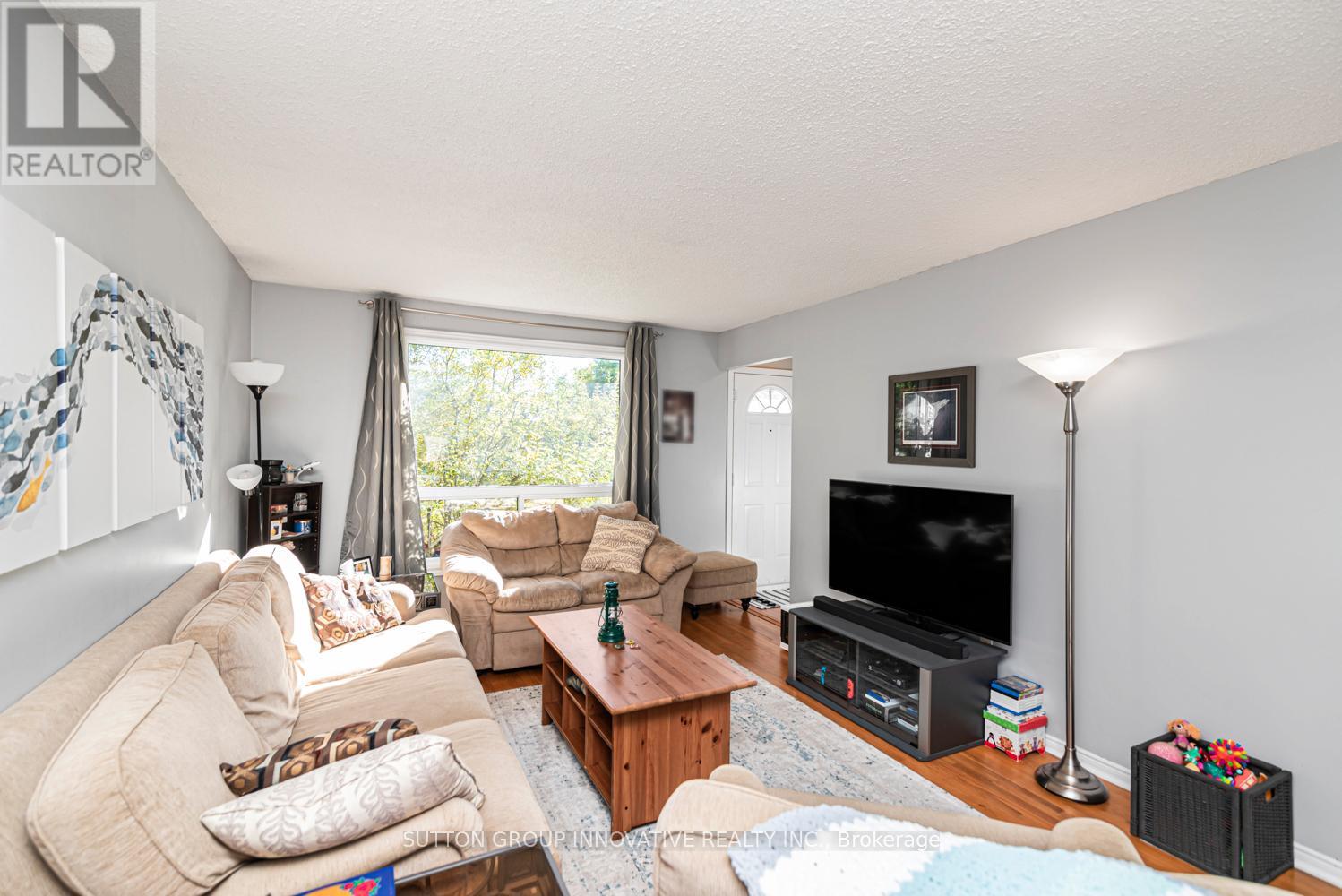 128 Moxley Drive, Hamilton, Ontario  L8T 4R9 - Photo 11 - X12538652