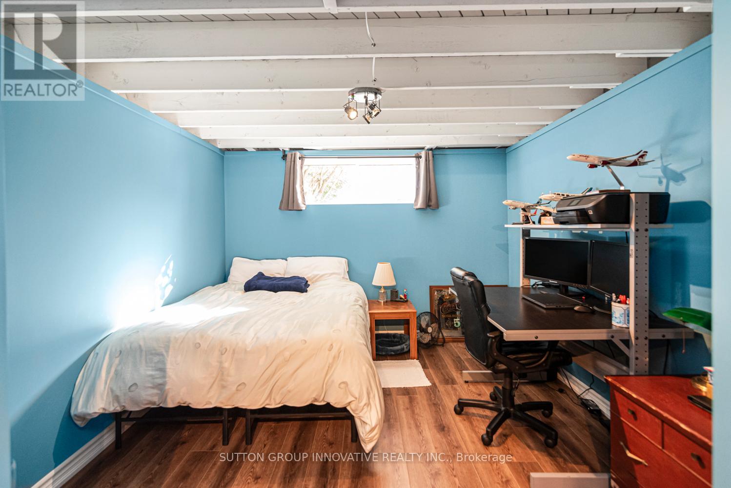 128 Moxley Drive, Hamilton, Ontario  L8T 4R9 - Photo 35 - X12538652