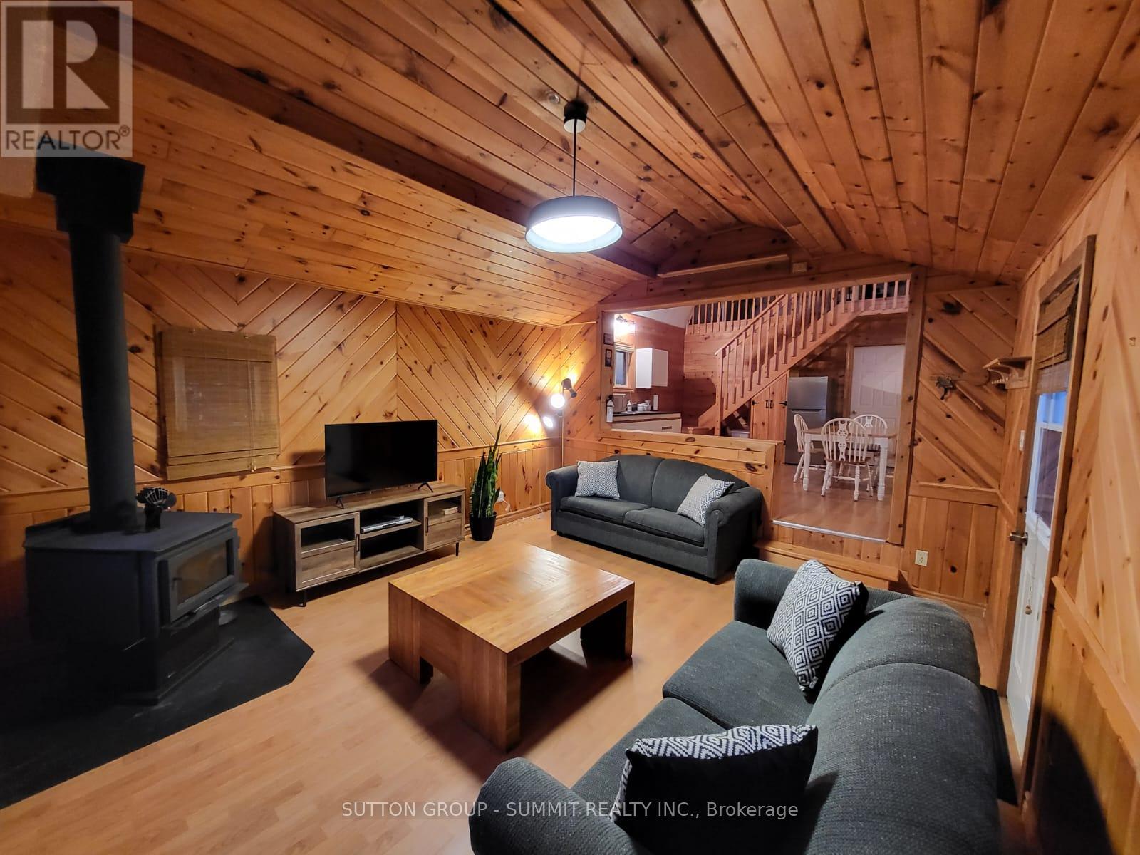 98 West Ham Lake Road, Killarney, Ontario  P0M 1A0 - Photo 4 - X12538654