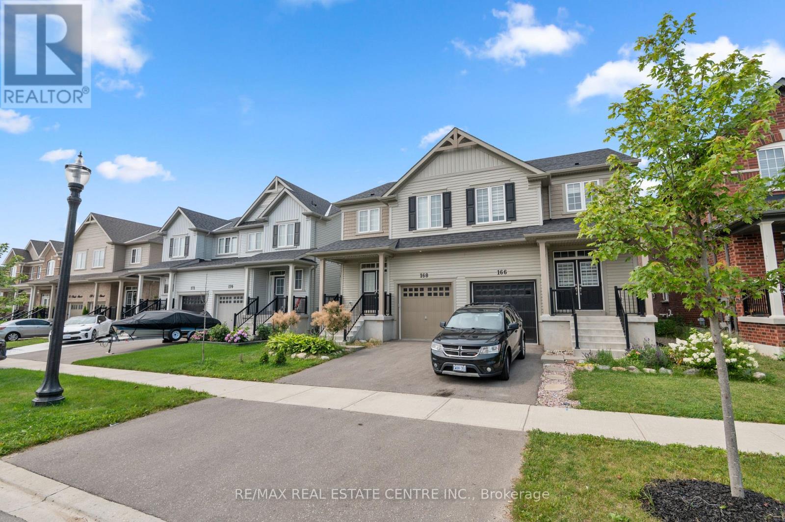 168 Clark Street, Shelburne, Ontario  L9V 3X2 - Photo 2 - X12538702