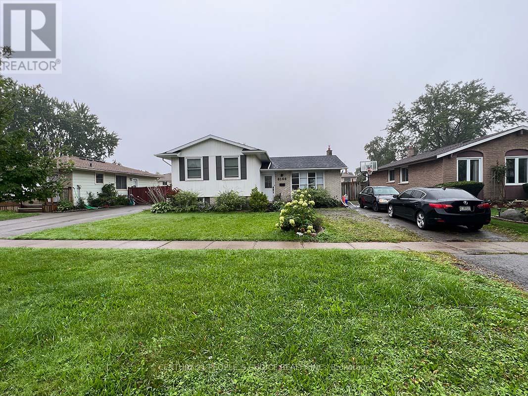 8166 PADDOCK TRAIL DRIVE, Niagara Falls, Ontario