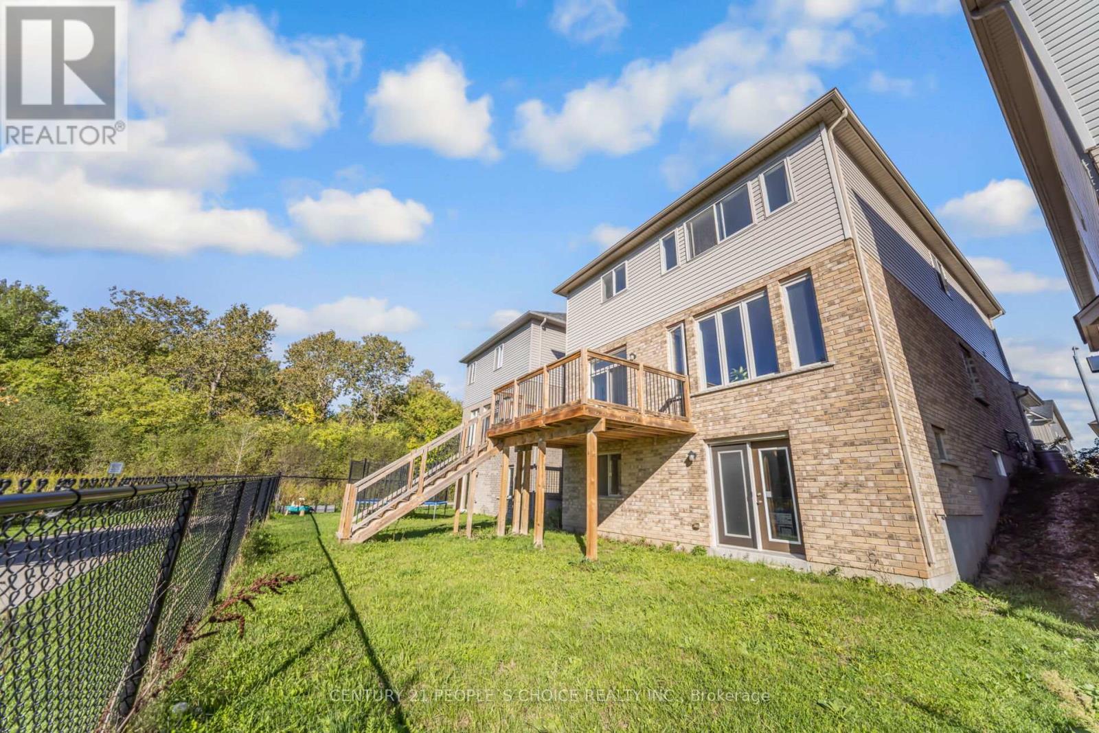 131 Steeplechase Way, Waterloo, Ontario  N2K 0E7 - Photo 10 - X12538760