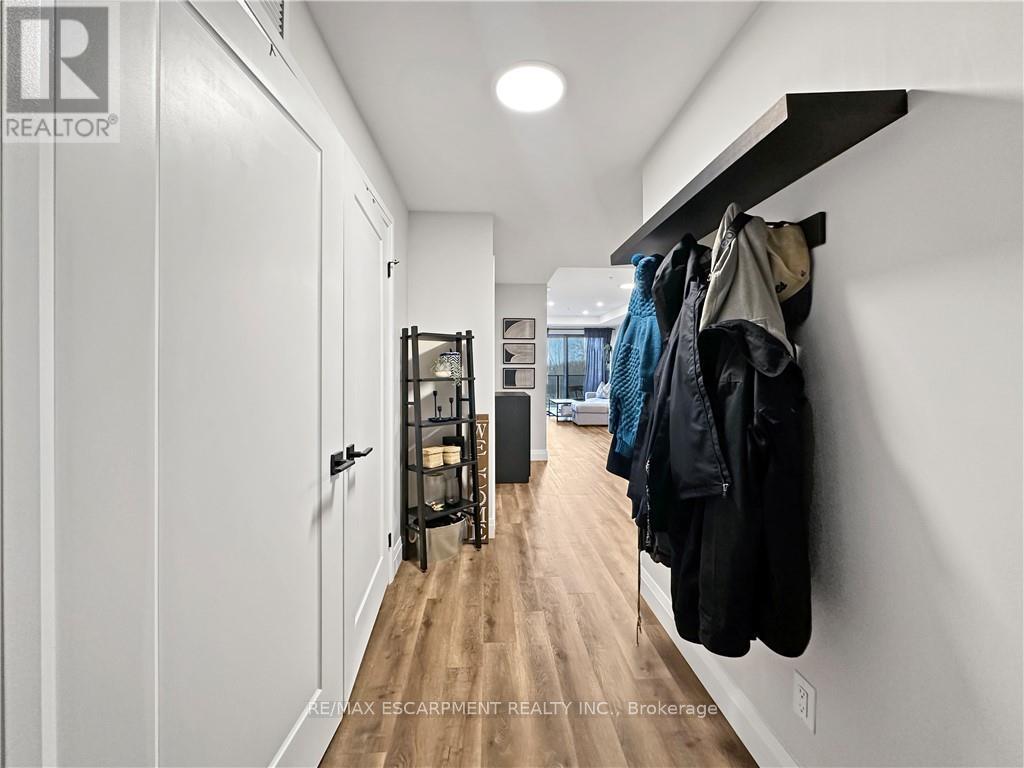 309 - 64 Main Street N, Haldimand, Ontario  N0A 1H0 - Photo 3 - X12538768