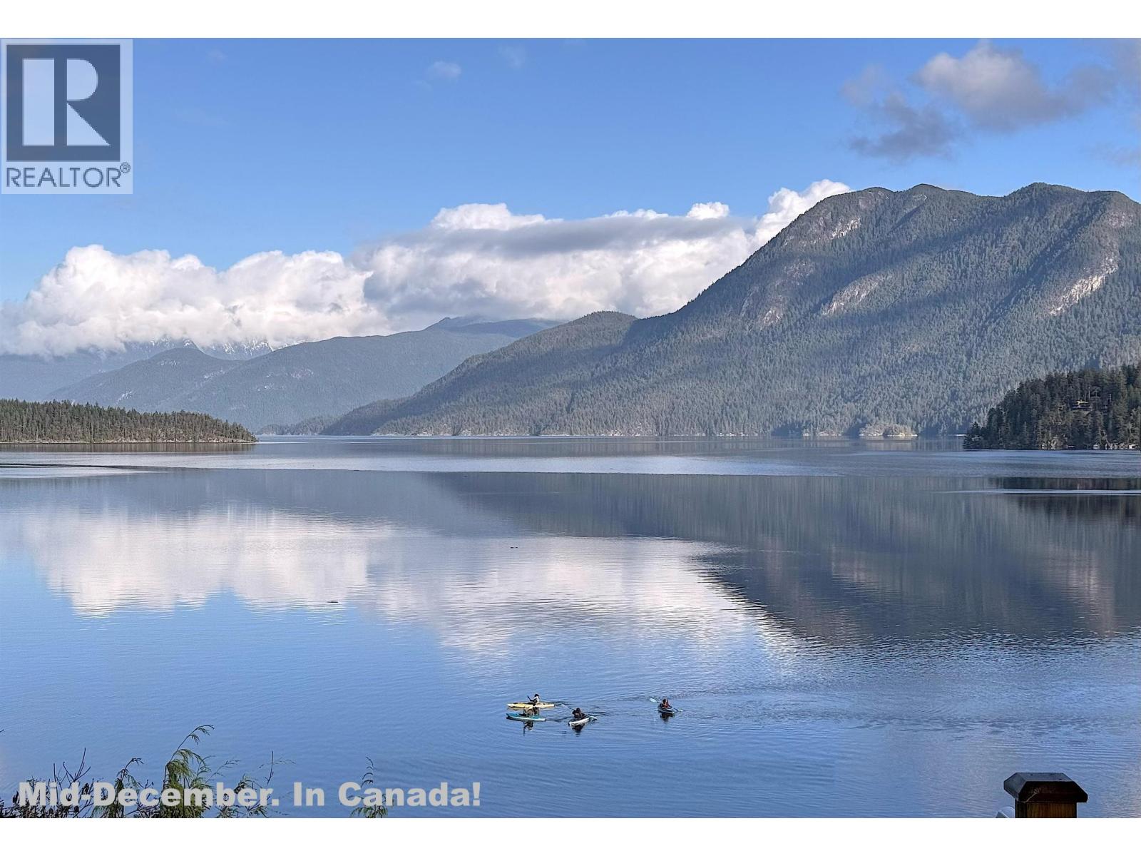 6560 N Gale Avenue, Sechelt, British Columbia  V7Z 0L1 - Photo 4 - R3066808