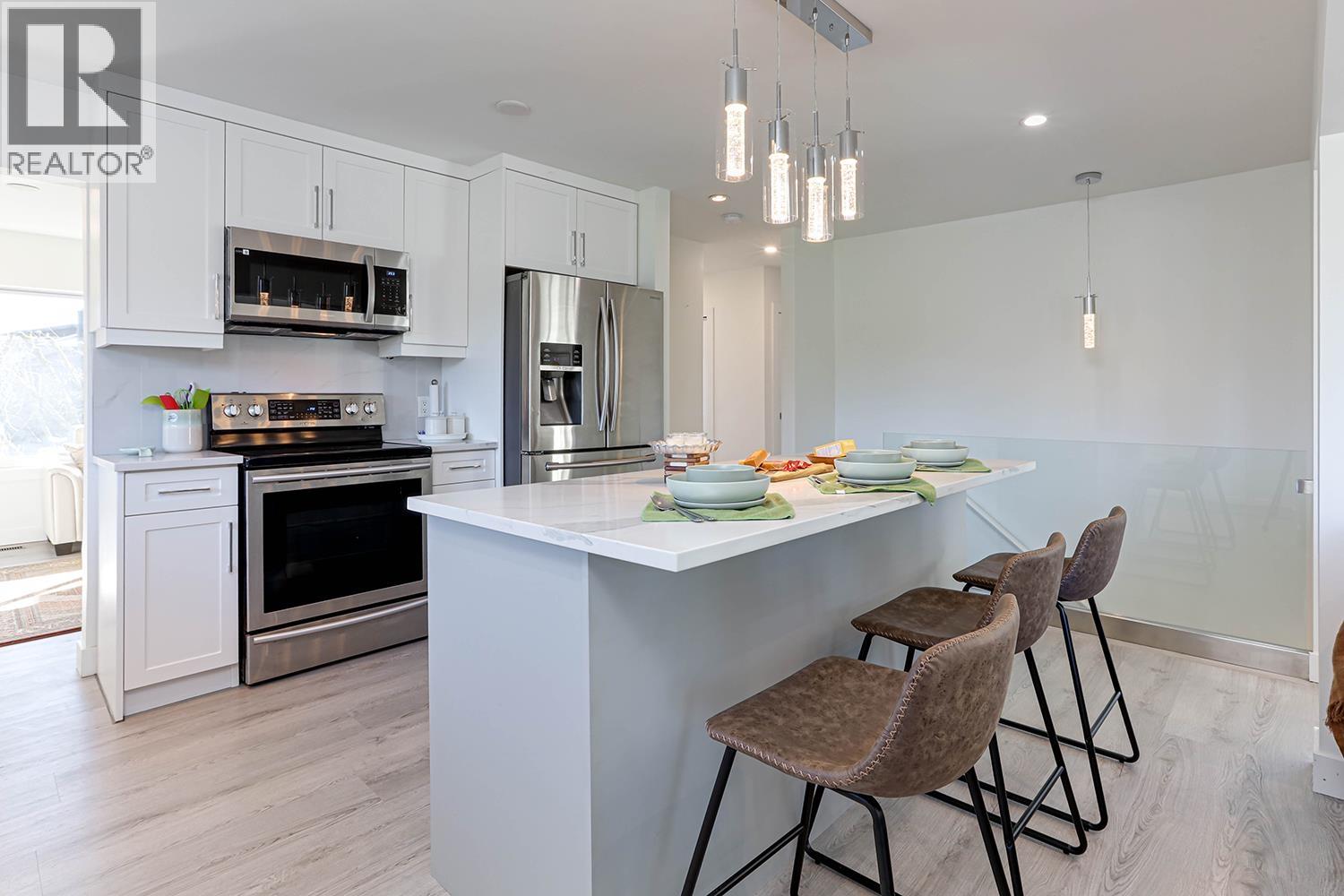 4254 Caddy Road, North Vancouver, British Columbia V7G 1B7 - Photo 13 - R3066826