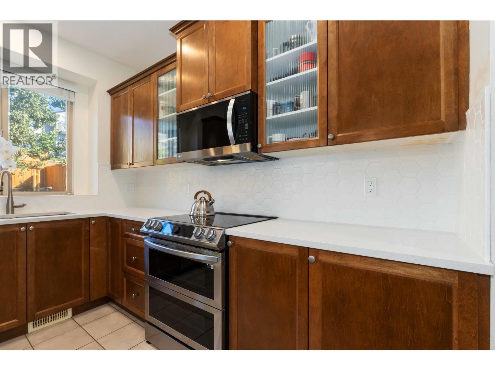 10690 247a Street, Maple Ridge, British Columbia  V2W 0A6 - Photo 13 - R3066829