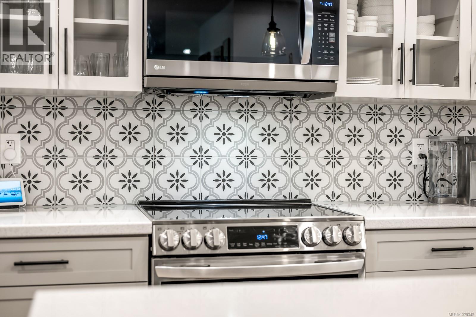 6508 Mystery Beach Rd, Fanny Bay, British Columbia  V0R 1W0 - Photo 10 - 1020348