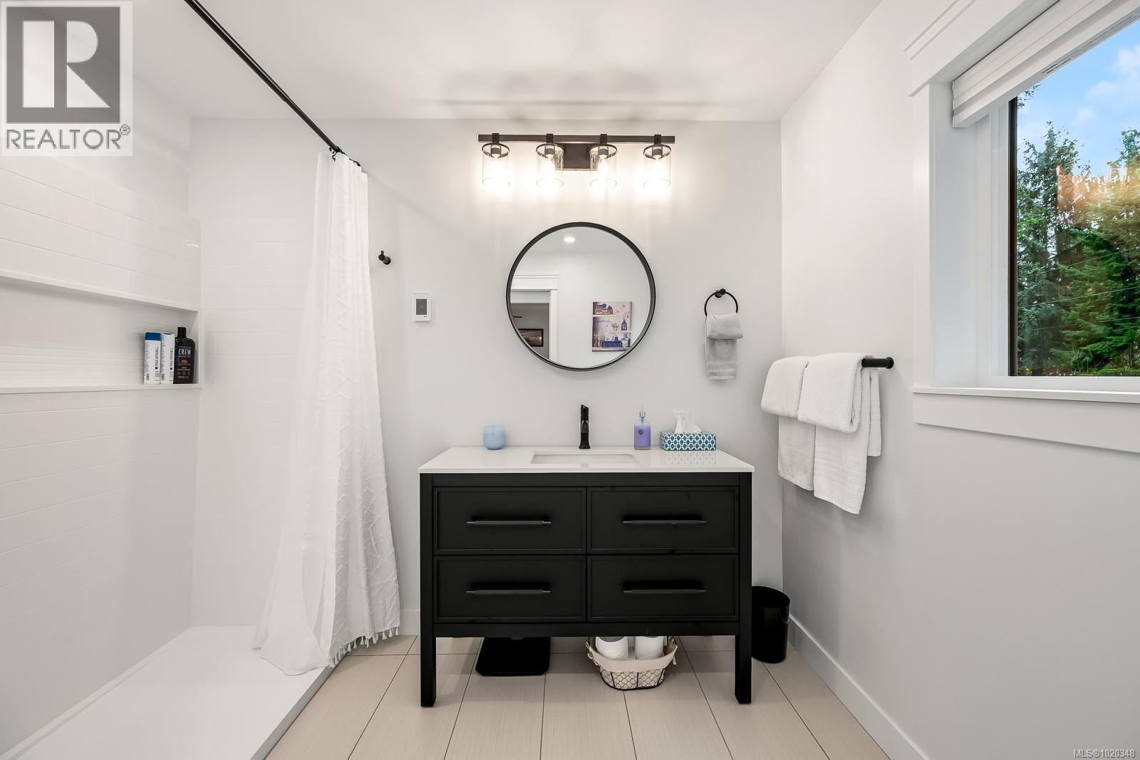 6508 Mystery Beach Rd, Fanny Bay, British Columbia  V0R 1W0 - Photo 21 - 1020348