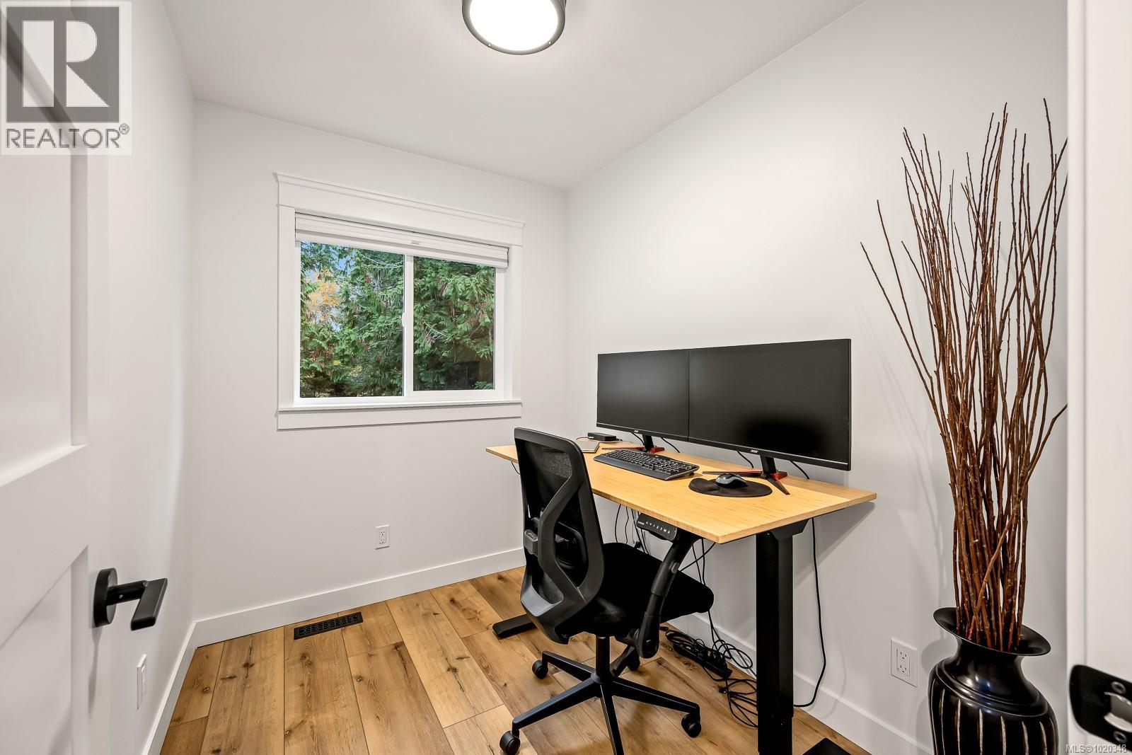 6508 Mystery Beach Rd, Fanny Bay, British Columbia  V0R 1W0 - Photo 26 - 1020348