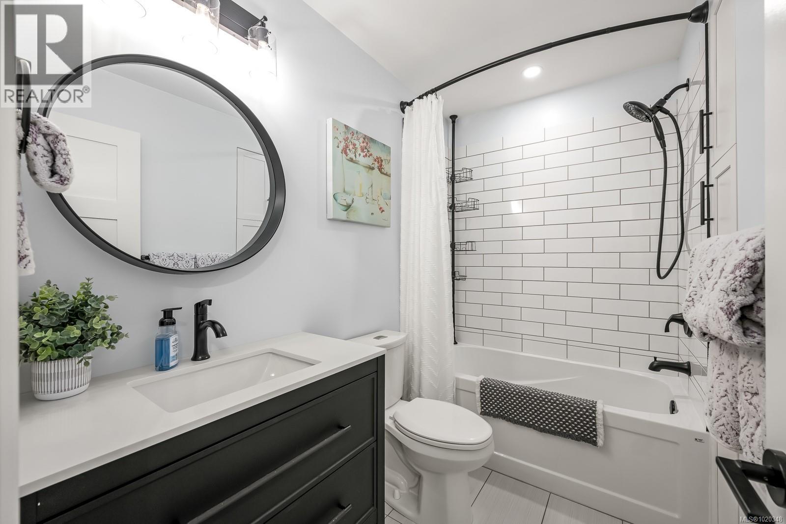 6508 Mystery Beach Rd, Fanny Bay, British Columbia  V0R 1W0 - Photo 27 - 1020348