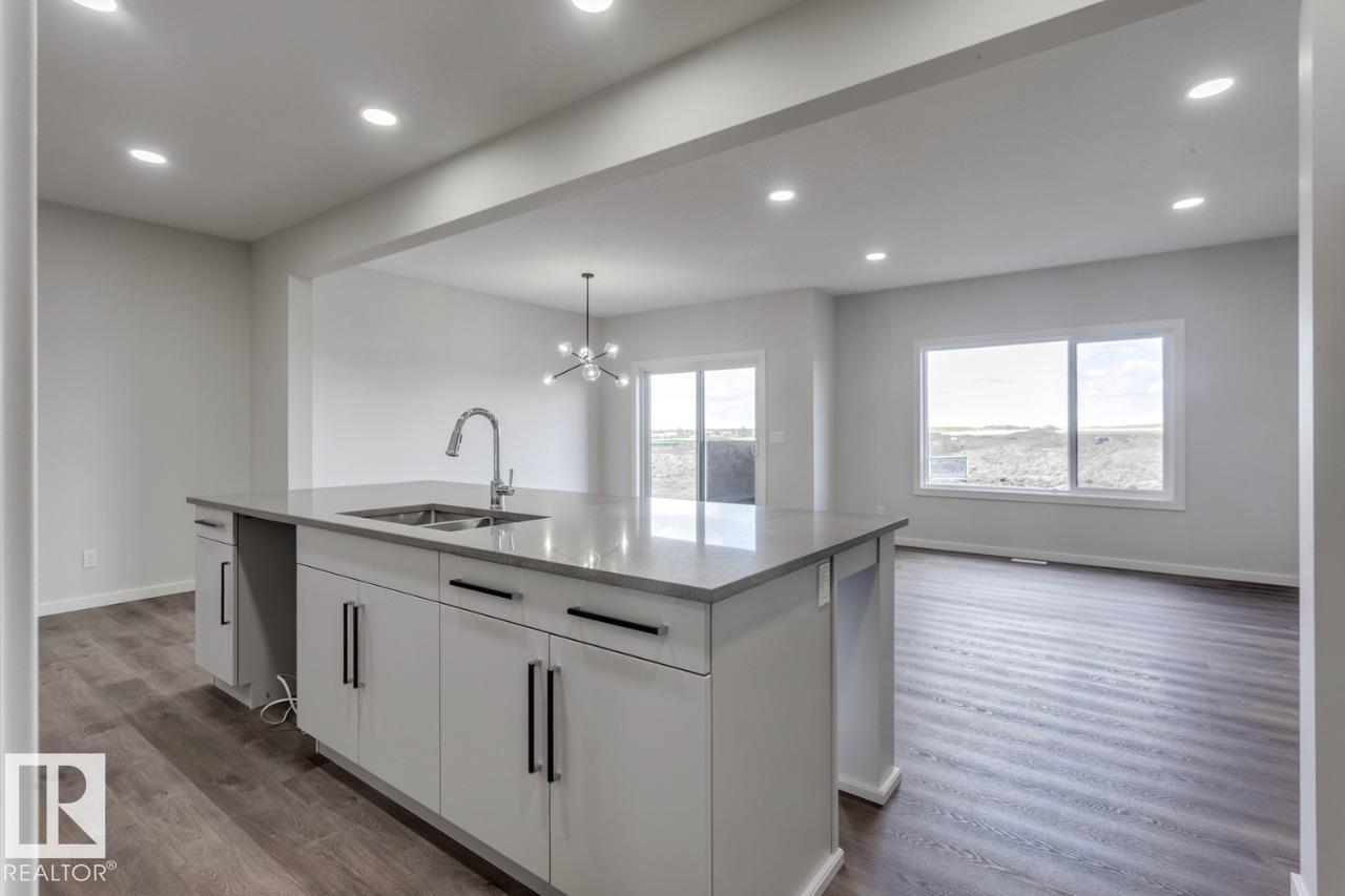 14 Chartres Cl, St. Albert, Alberta  T8N 6A9 - Photo 6 - E4465501