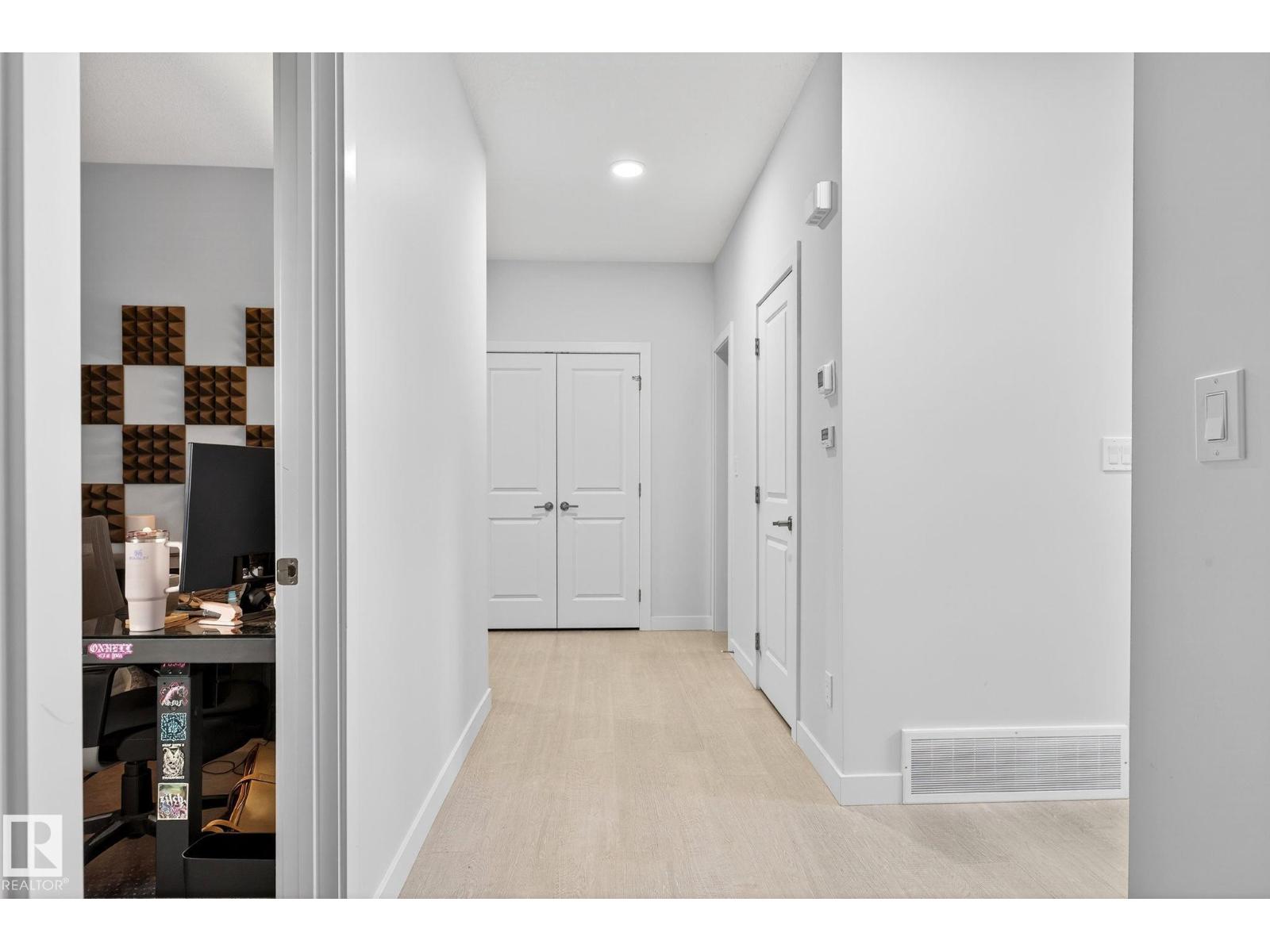 1624 Erker Wy Nw, Edmonton, Alberta  T6M 0Z8 - Photo 5 - E4465503