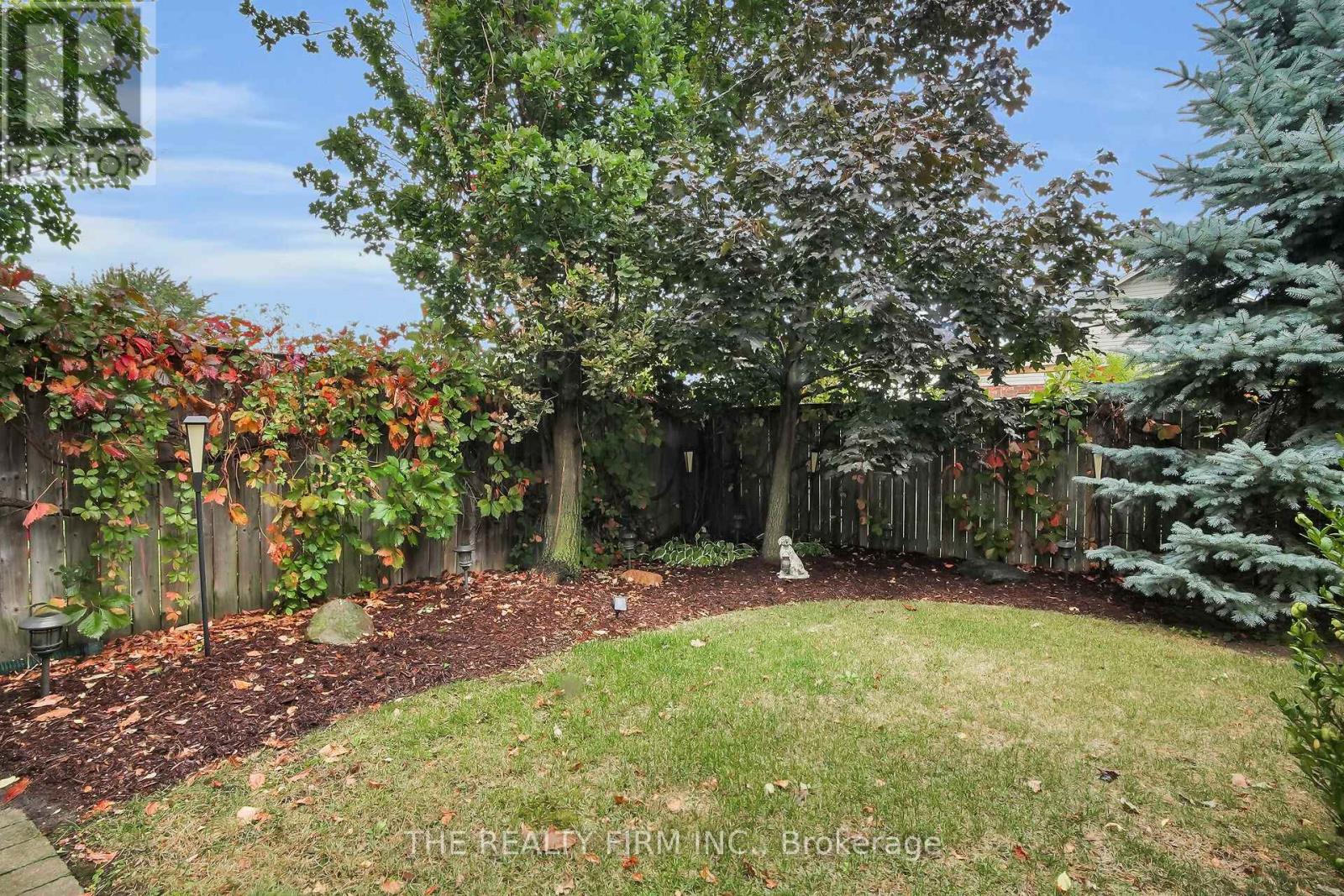 1689 Bayswater Crescent, London North, Ontario  N6G 5M9 - Photo 34 - X12521304