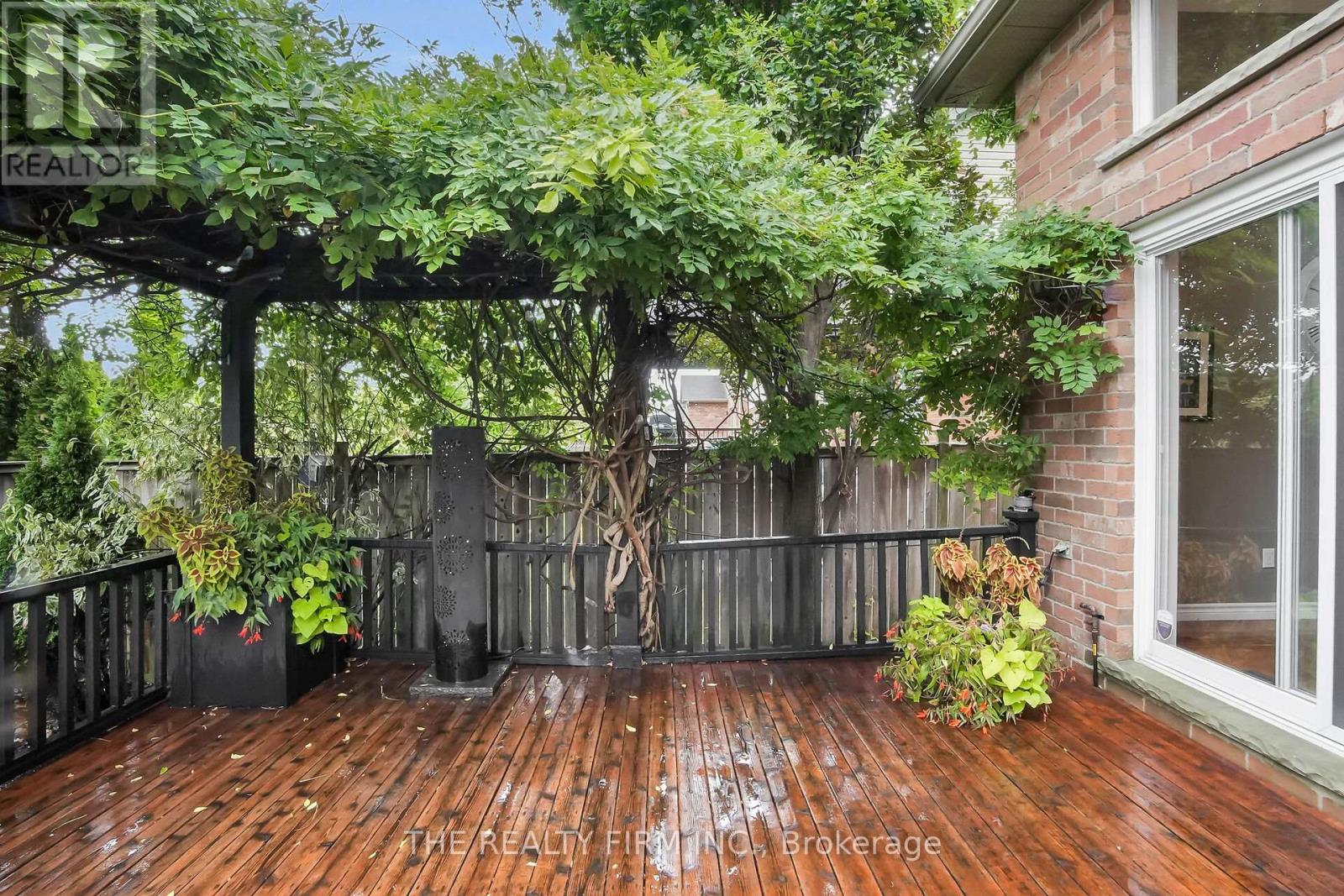 1689 Bayswater Crescent, London North, Ontario  N6G 5M9 - Photo 36 - X12521304