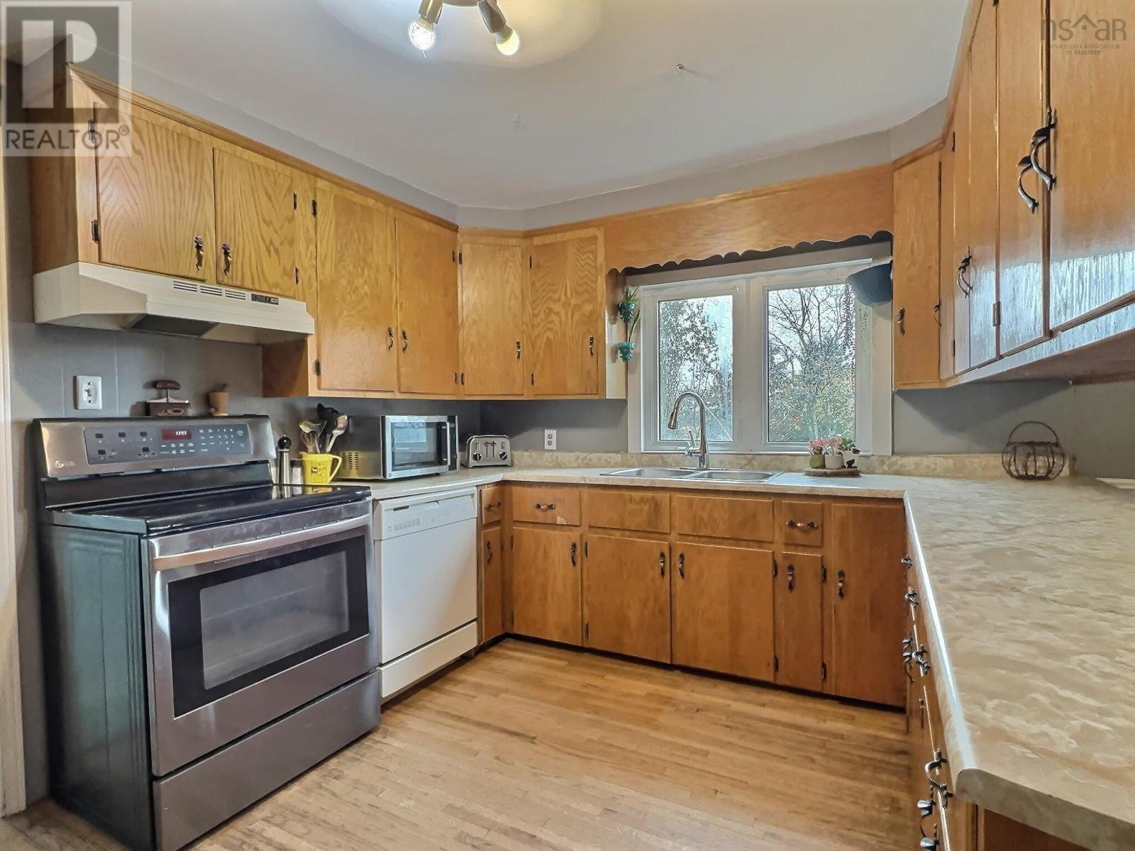 69 Spencer Point Road, Great Village, Nova Scotia  B0M 1L0 - Photo 5 - 202527741