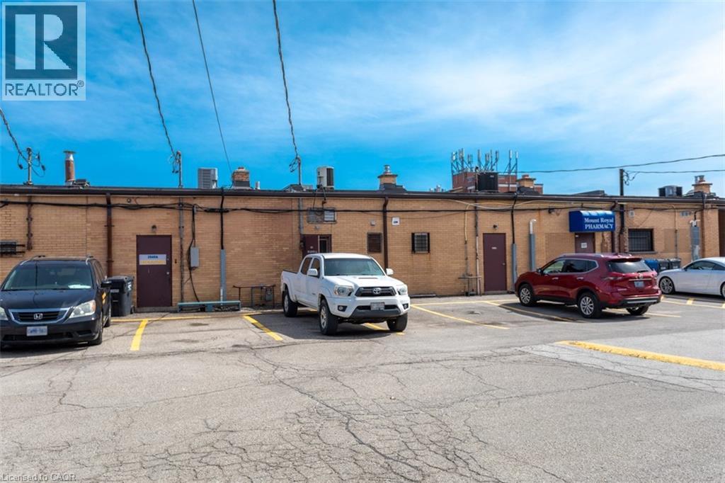 2049 Mount Forest Drive, Burlington, Ontario  L7P 1H4 - Photo 14 - 40774182