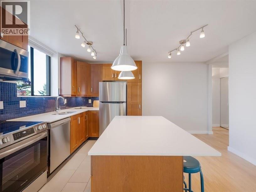 701 7171 Beresford Street, Burnaby, British Columbia  V5E 3Z8 - Photo 3 - R3066779