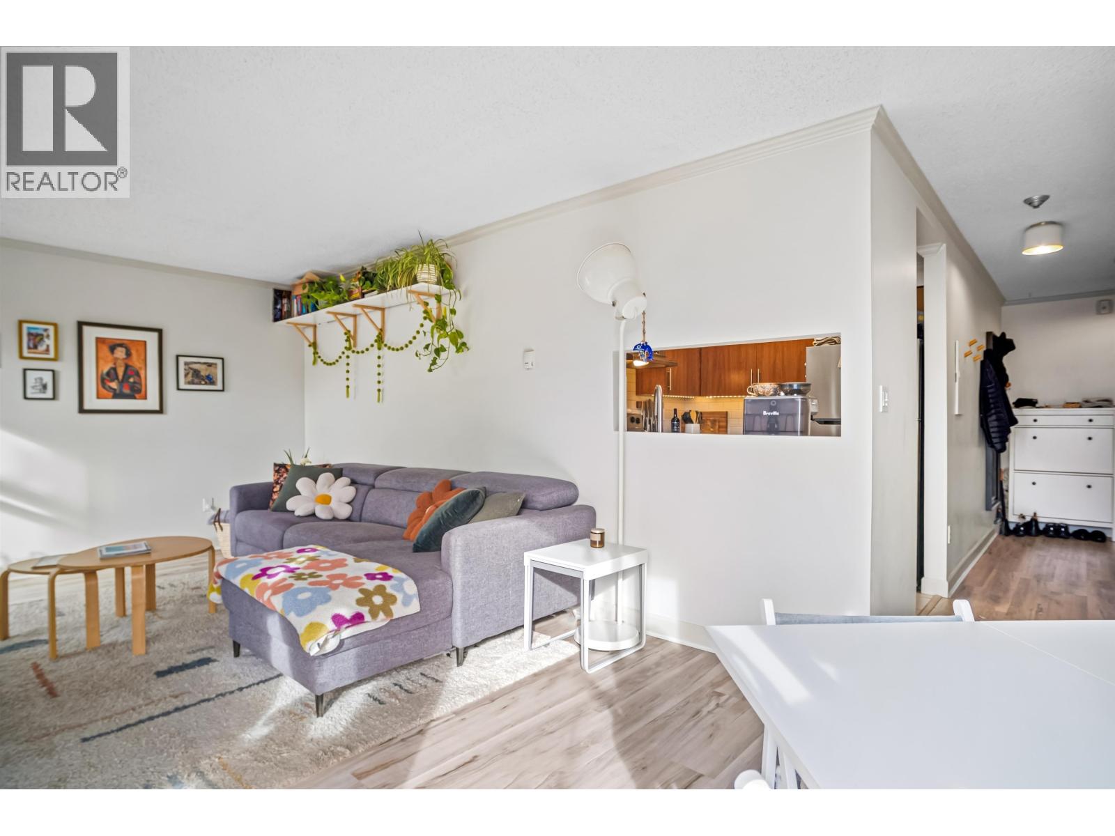 205 235 W 4th Street, North Vancouver, British Columbia V7M 1H8 - Photo 5 - R3066485