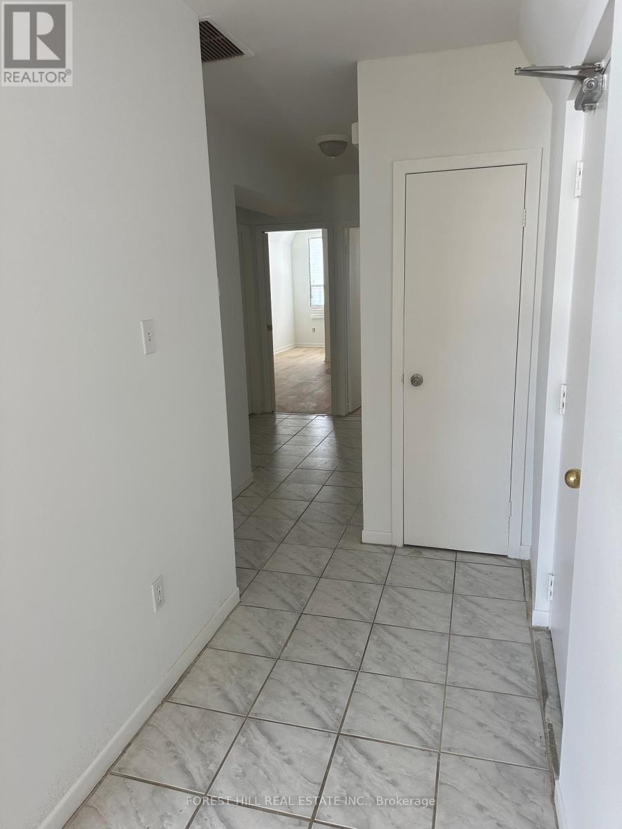 101 - 1899 Avenue Road, Toronto, Ontario  M5M 3Z9 - Photo 6 - C12538886