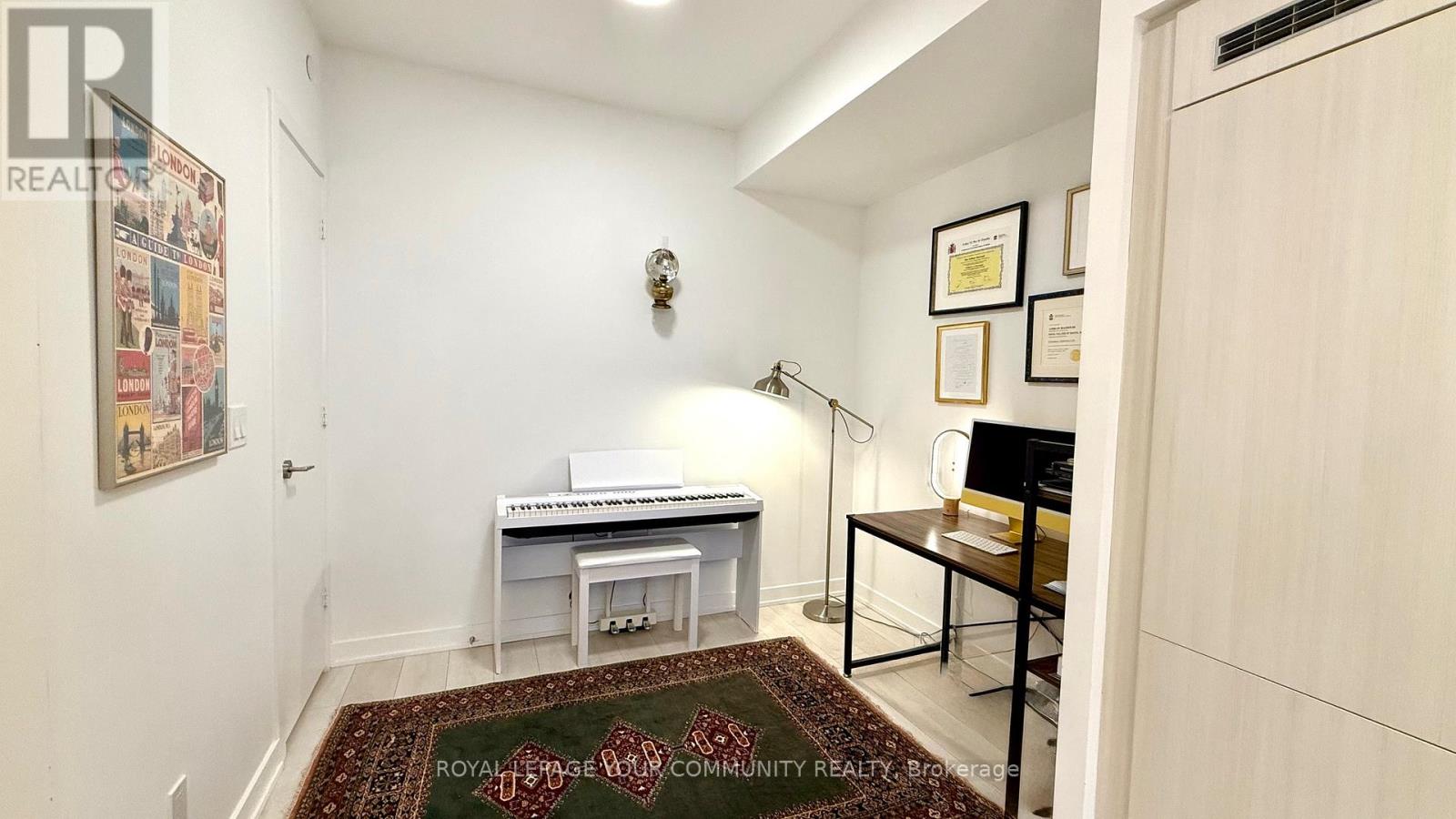 1806 - 501 St. Clair Avenue W, Toronto, Ontario  M5P 0A2 - Photo 12 - C12538914